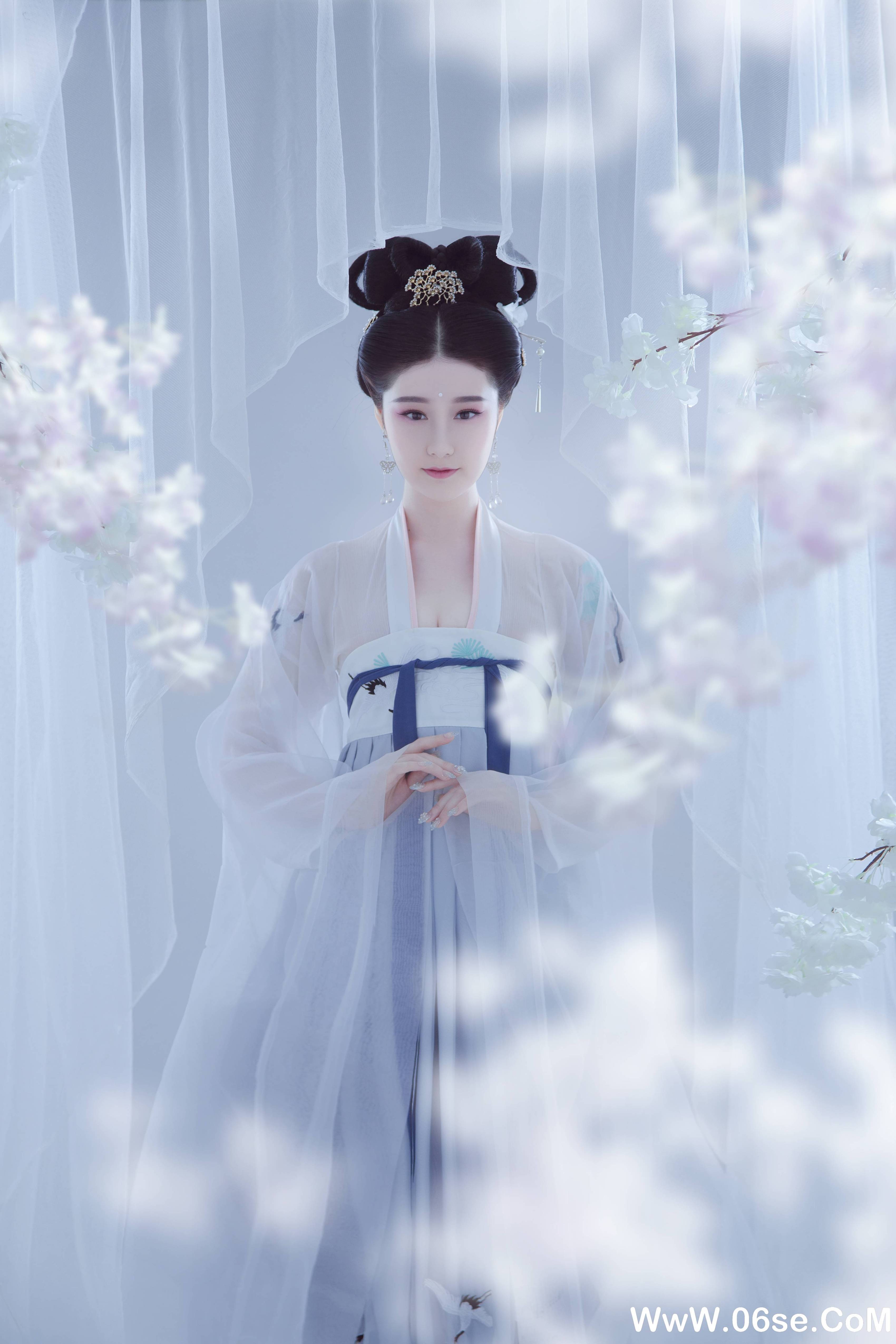 图片[12]-[YITUYU艺图语]2021.12.13 绣幕芙蓉 娜宝[21+1P／242MB]-六色网