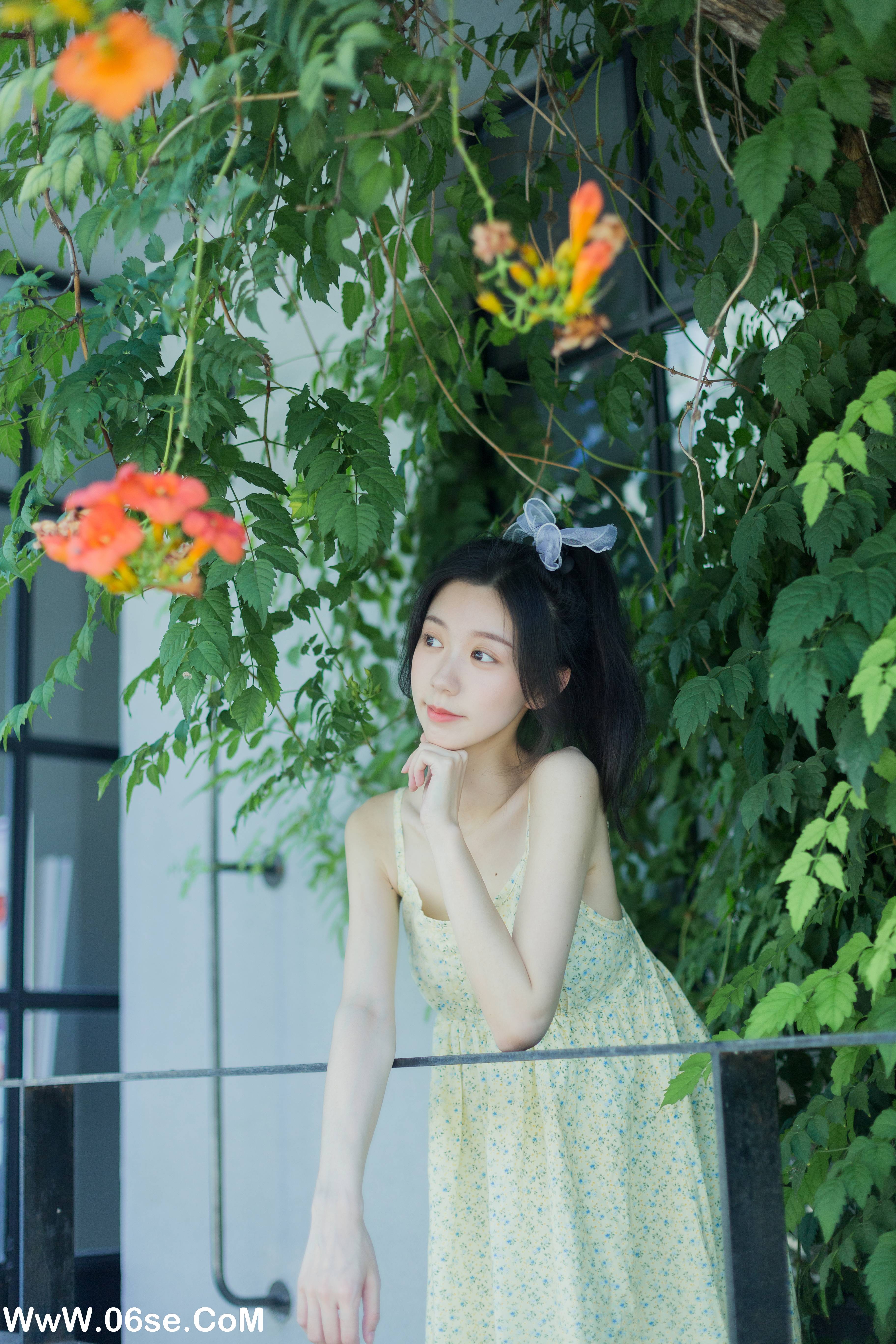 图片[7]-[YITUYU艺图语]2022.08.18 夏日凌霄 饲猫少女-[32+1P／311MB]-六色网