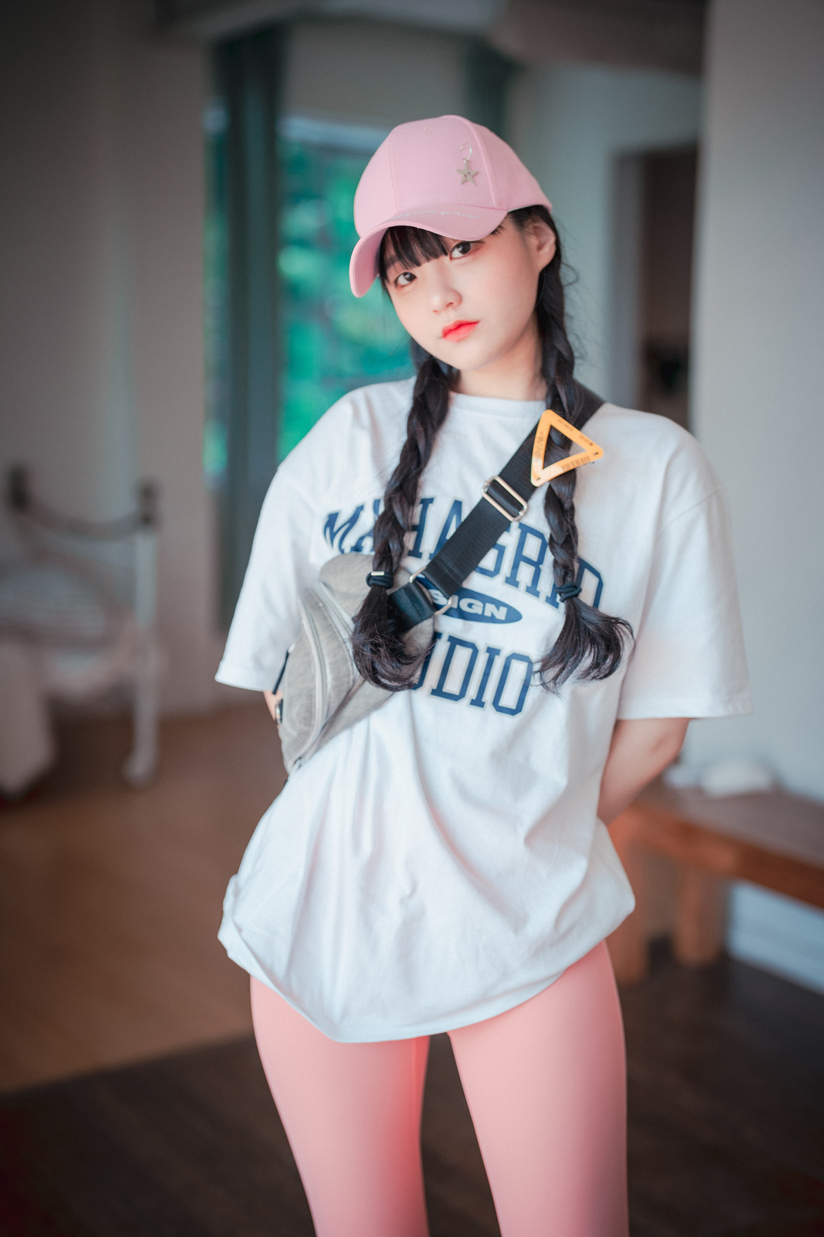 Jeong Jenny 정제니, DJAWA ‘Loose and Tight Pink’ Set.03 5