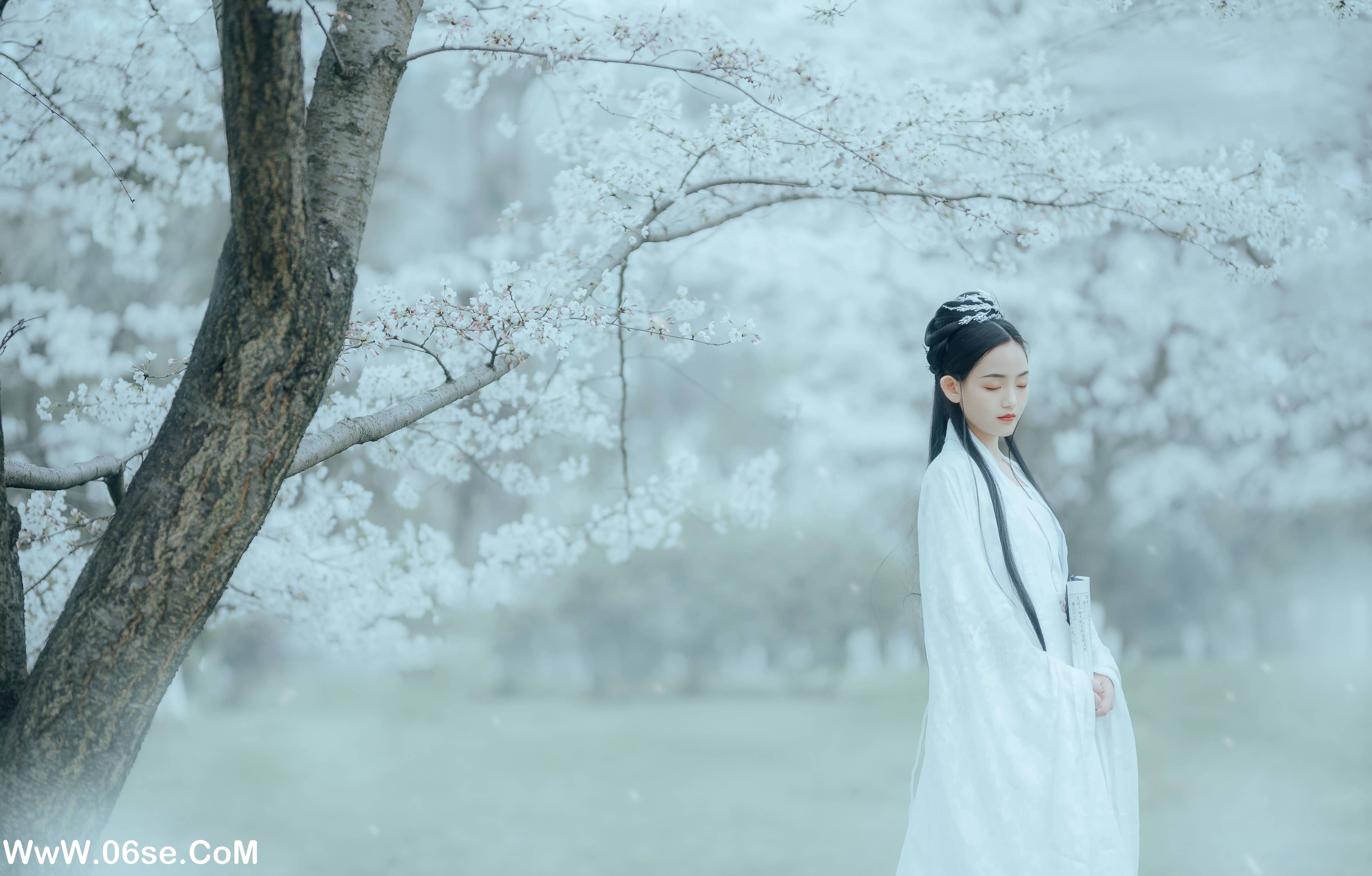 图片[13]-[YITUYU艺图语]2022.12.06 樱吹雪 穆婕[24+1P／194MB]-六色网