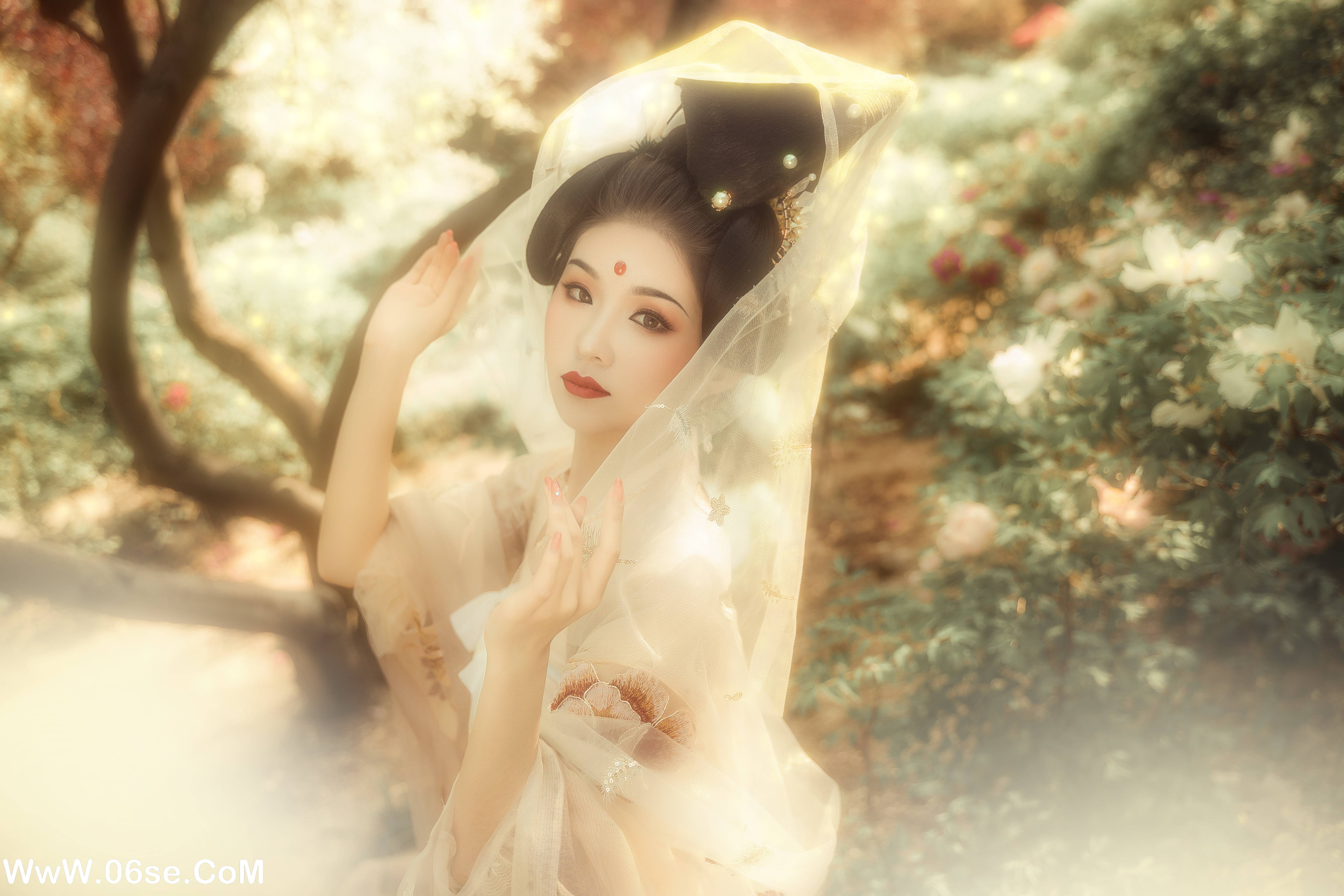 图片[13]-[YITUYU艺图语]2022.09.20 花想容 笔墨瞎伺候[34+1P／270MB]-六色网