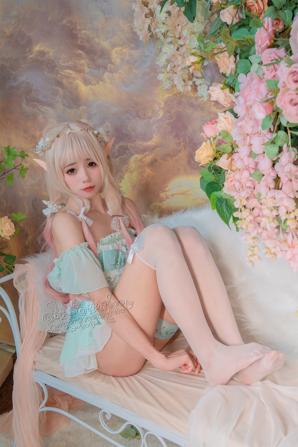 Cosplay 咬一口兔娘 豌豆公主的秘密花房 3