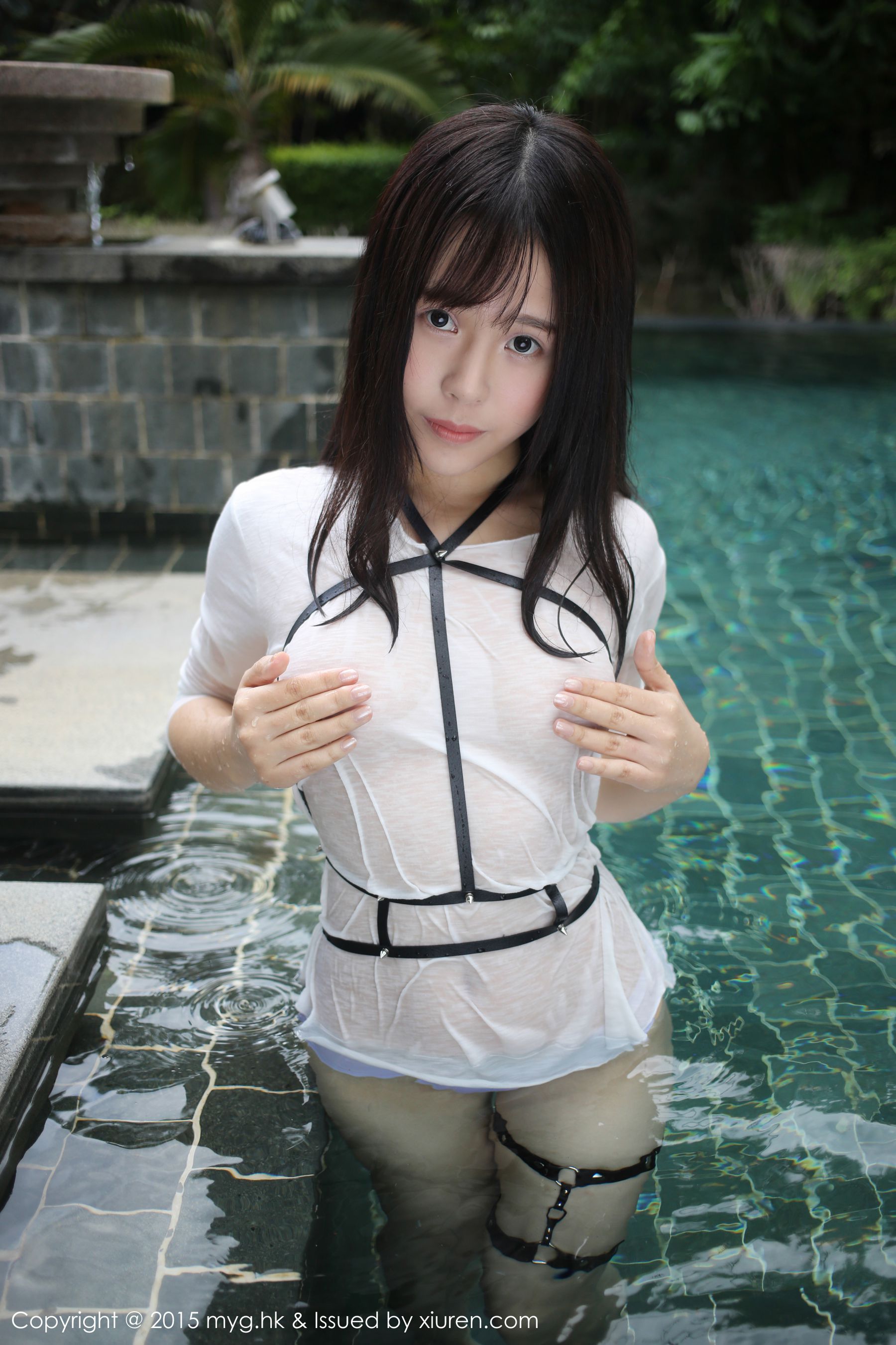 Evelyn艾莉《黑丝吊袜+泳池湿身》_[美媛馆MyGirl]_Vol.170-写真图集共51P 2