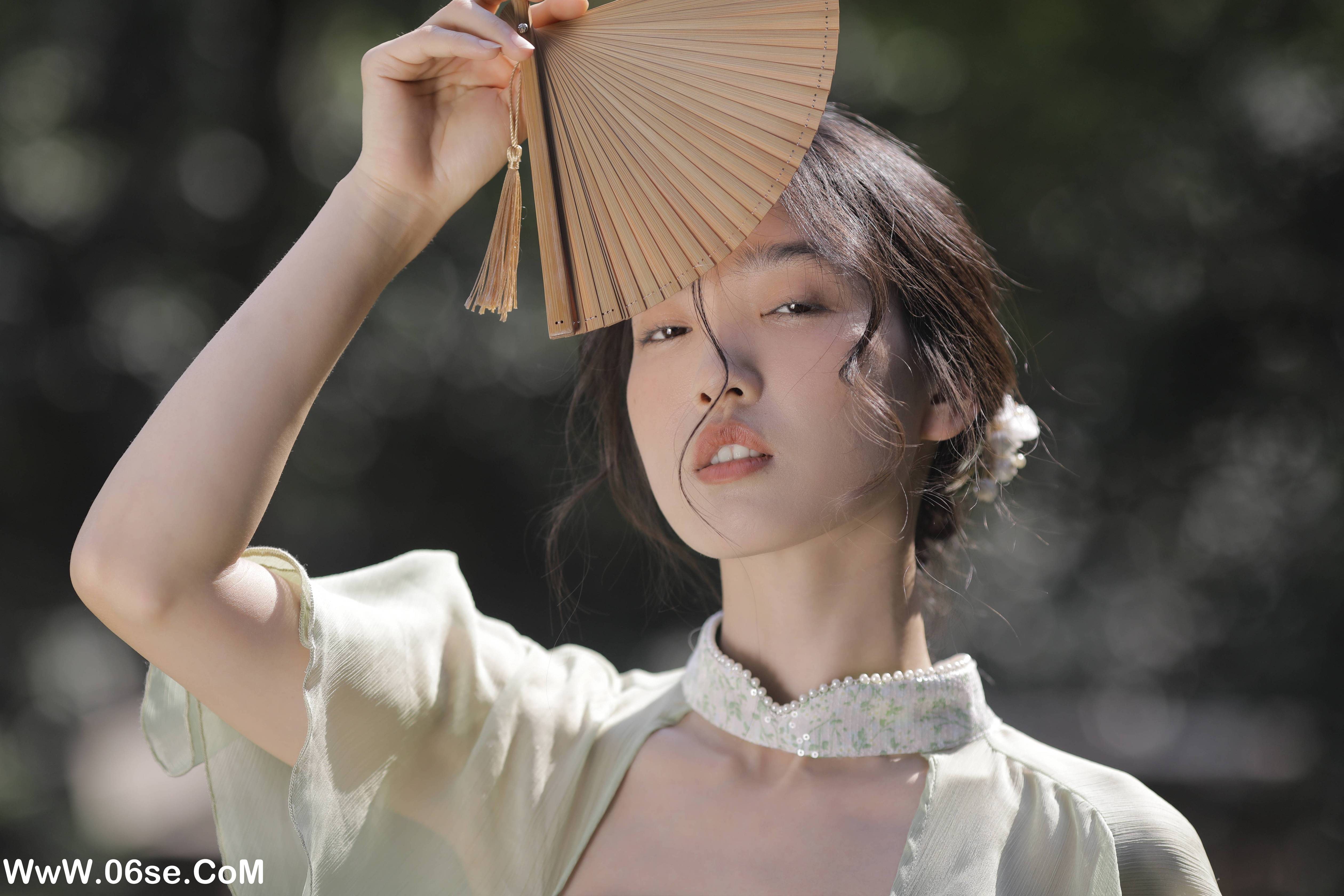 图片[20]-[YITUYU艺图语]2022.12.10 春不晚 海角的郭荣[28+1P／457MB]-六色网
