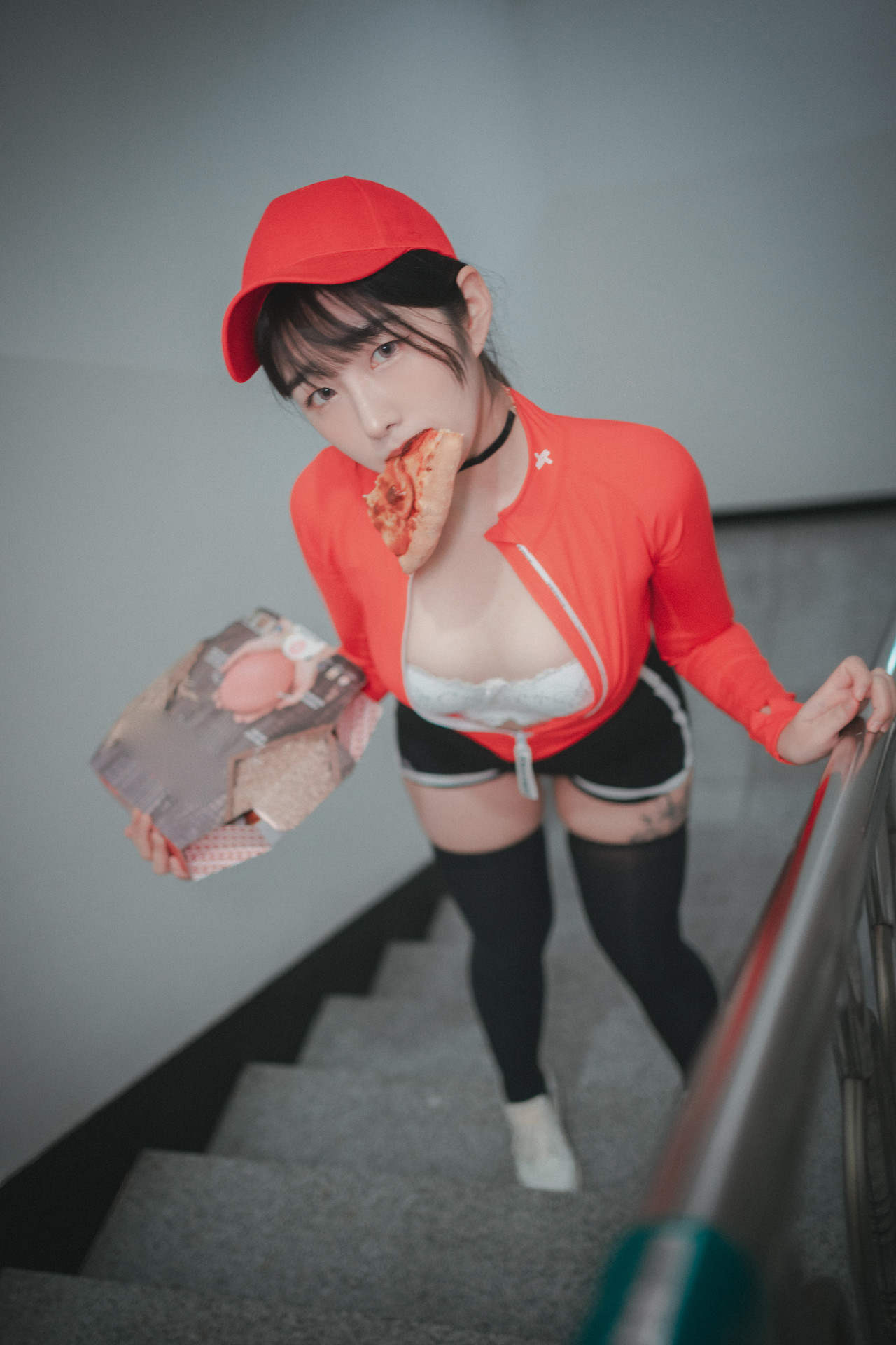 Sonson 손손, [DJAWA] Pizza Girl Set.01 22
