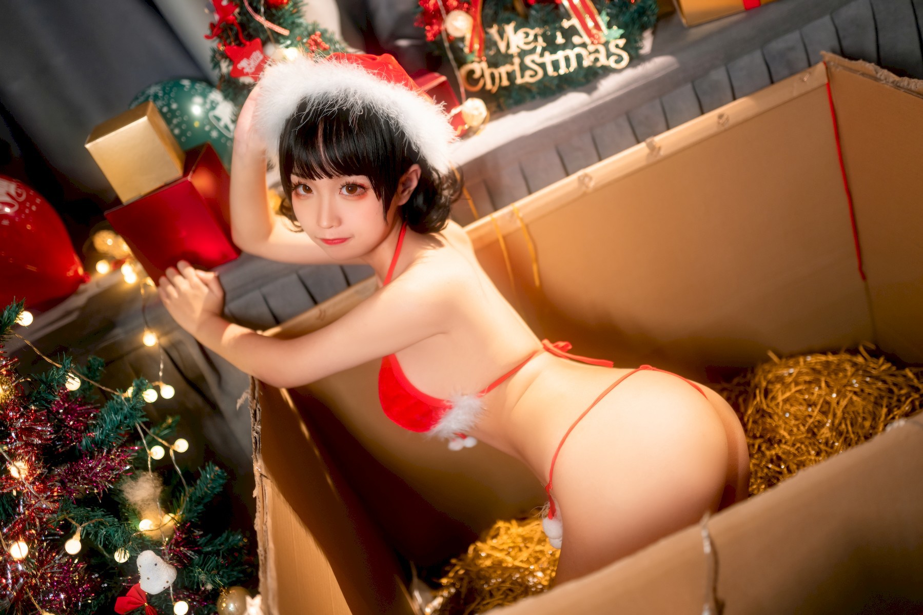 Cosplay 蠢沫沫 Chunmomo 圣诞箱子 21