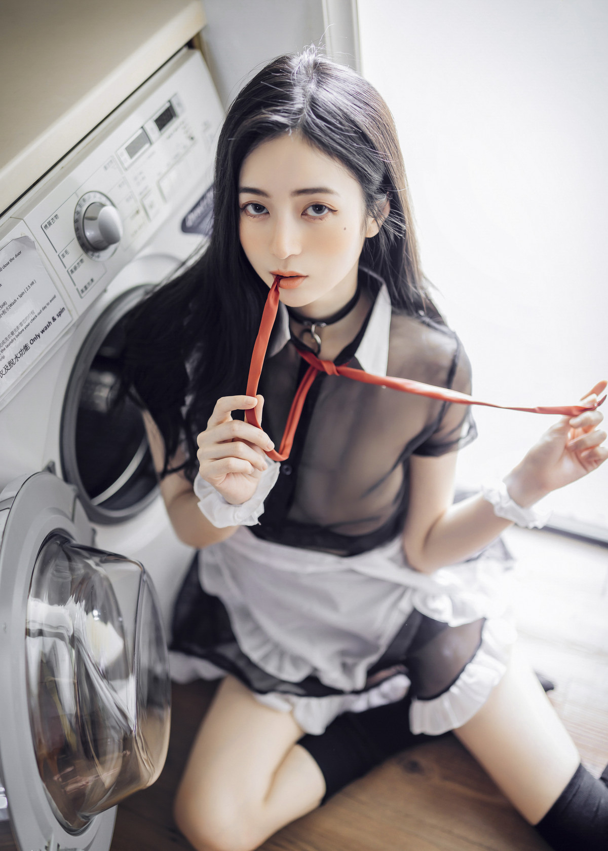 仙仙辰久違單人寫真?誠意超豐富寫真，全裸拍攝加六套服裝，爆炸性感女友系辰辰 Vol.01 33
