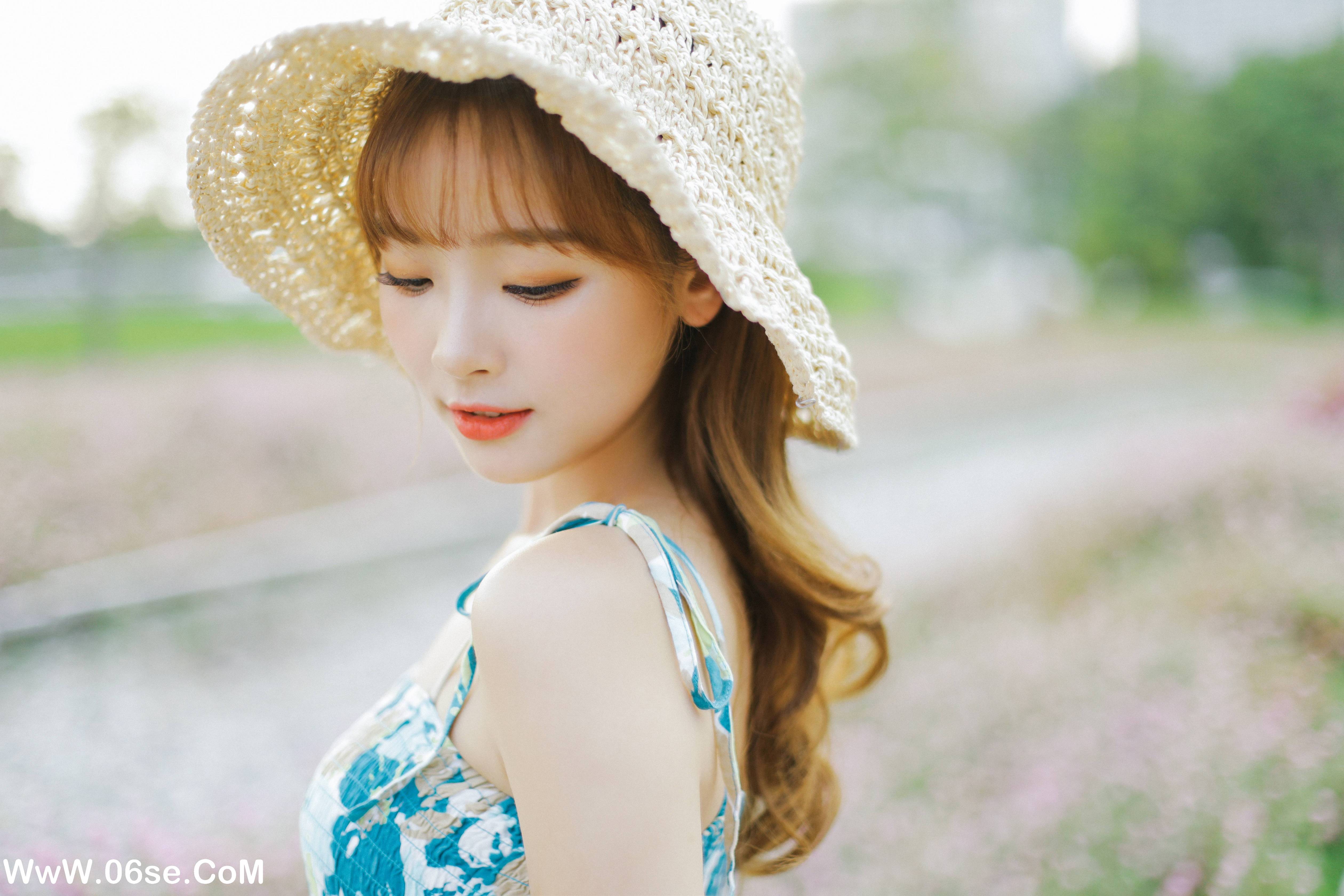 图片[40]-[YITUYU艺图语]2022.08.18 夏日心动 _丹丹丹婷_[40+1P／335MB]-六色网