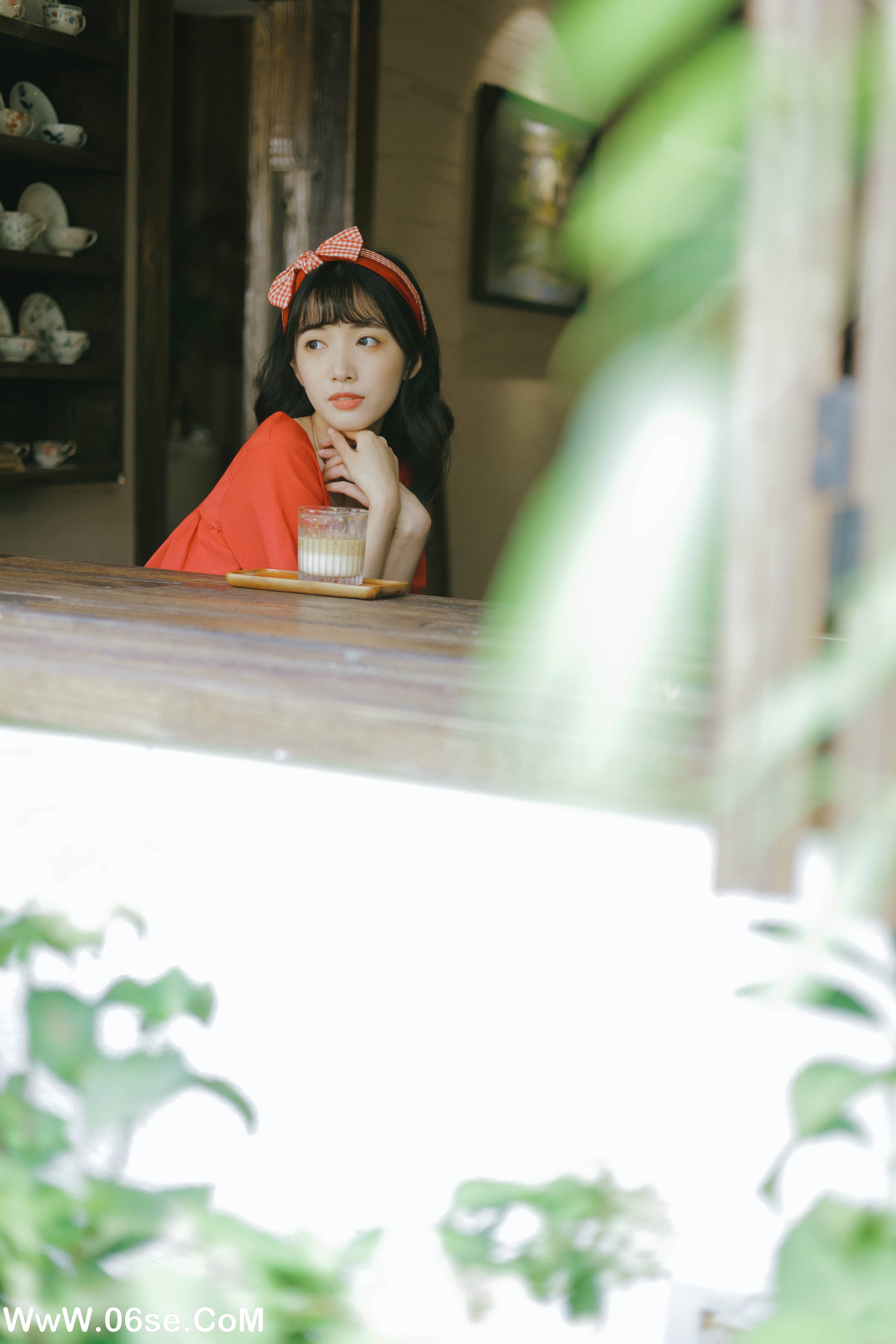 图片[34]-[YITUYU艺图语]2022.08.31 后院有海 一只阿梦崽[42+1P／339MB]-六色网