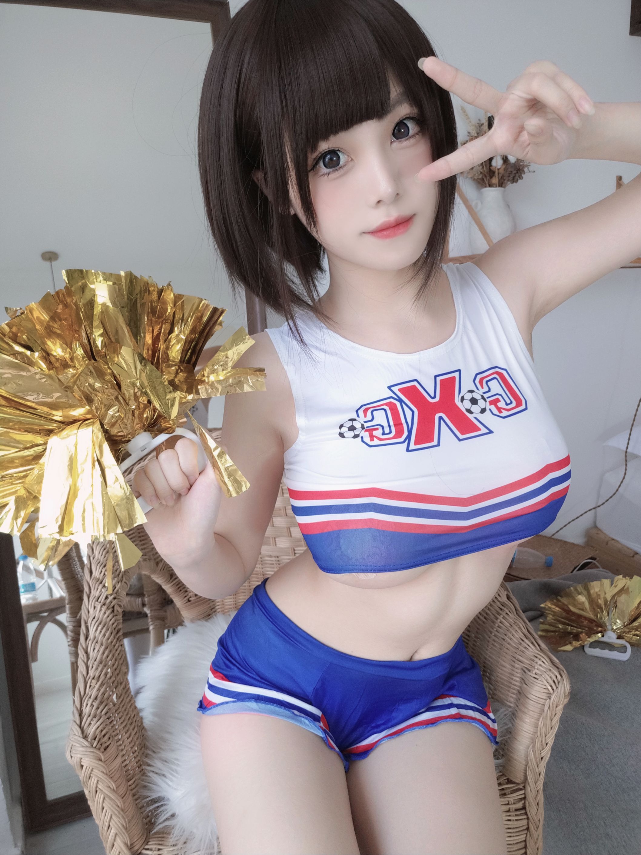 蜜汁猫裘 足球宝贝（12月29打赏群资源） 32