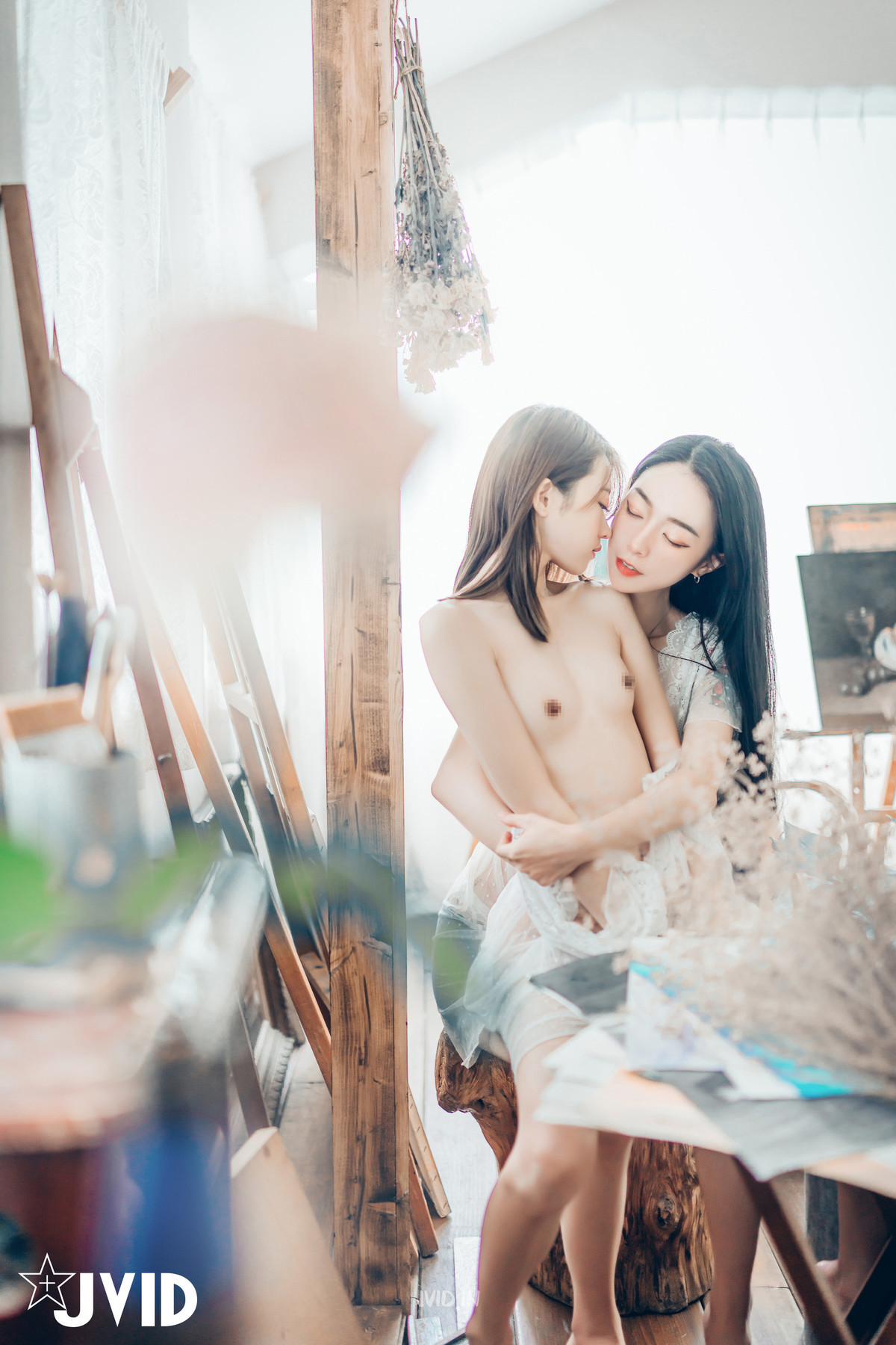 JVID精品 飄飄 妍妍 百合花神の美少女 最色色嘗試 辰辰特別客串！色色最大突破 Set.01 25