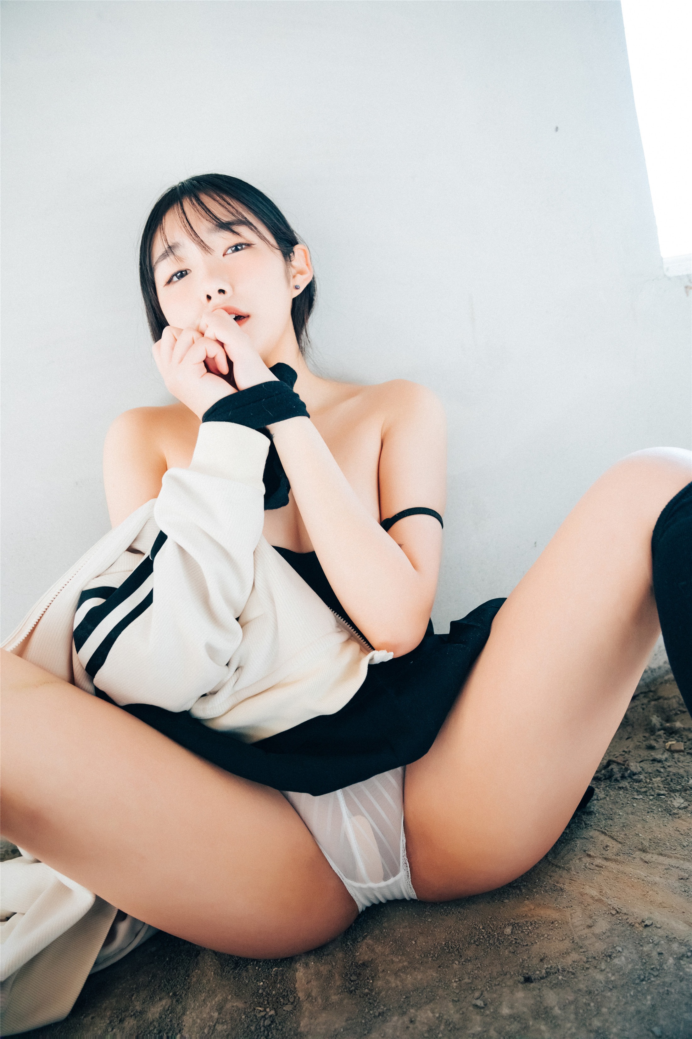 [Loozy] Sonson 손손 - Mechakucha 120P 33
