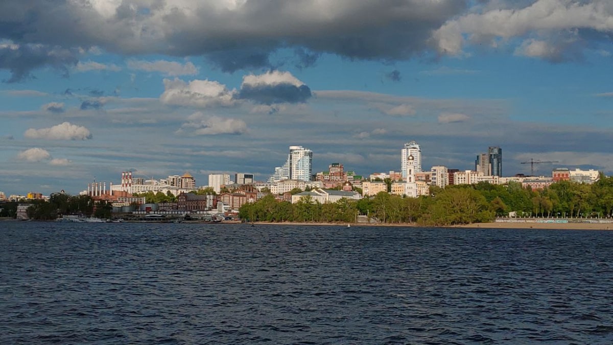 Компании самары. Самара (город). Самара фото города. Озеро Паршино Самара. День города Самара.