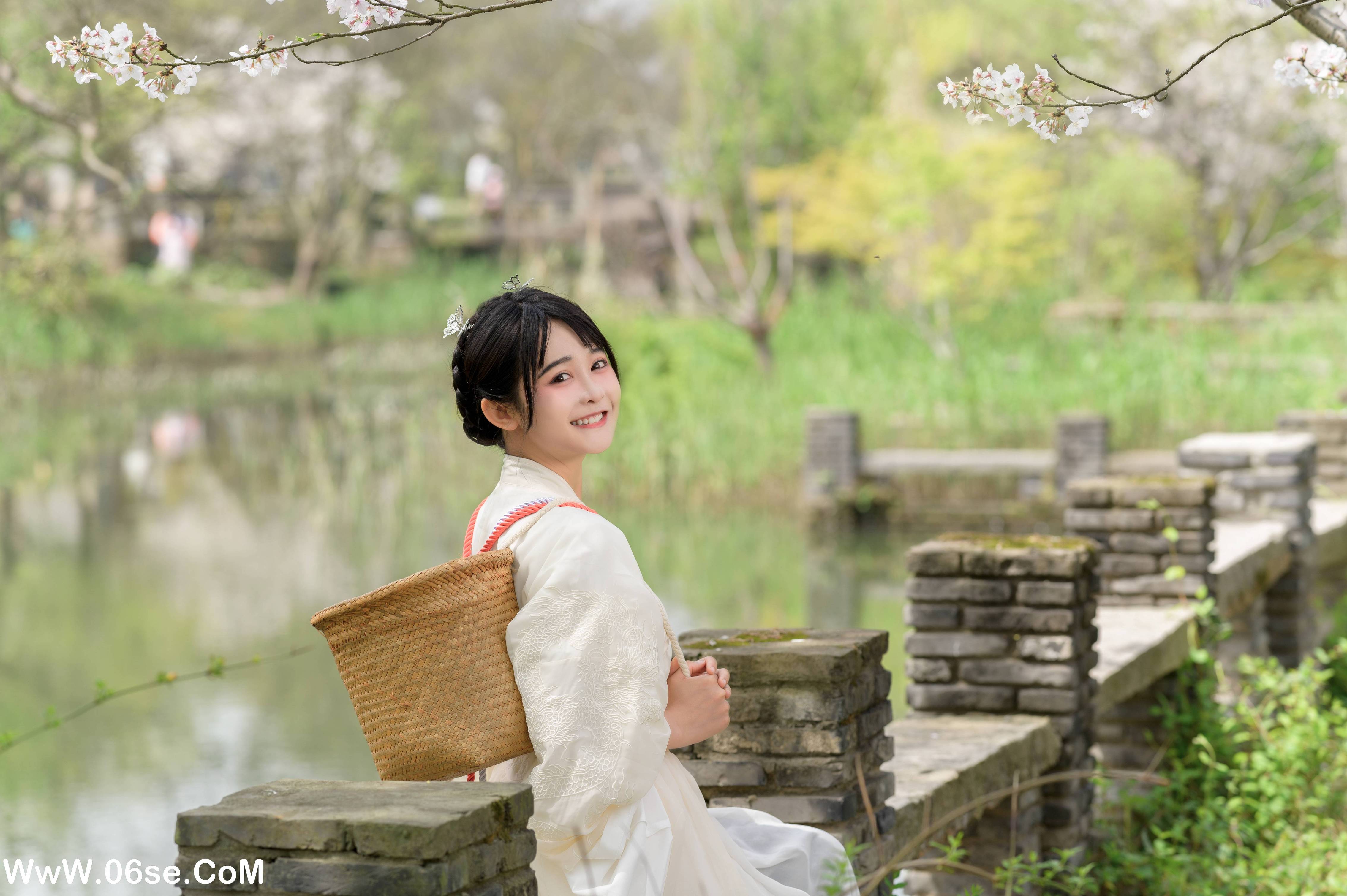 图片[24]-[YITUYU艺图语]2022.06.11 四月如你 杨馥羽[40P-441.55MB]-六色网