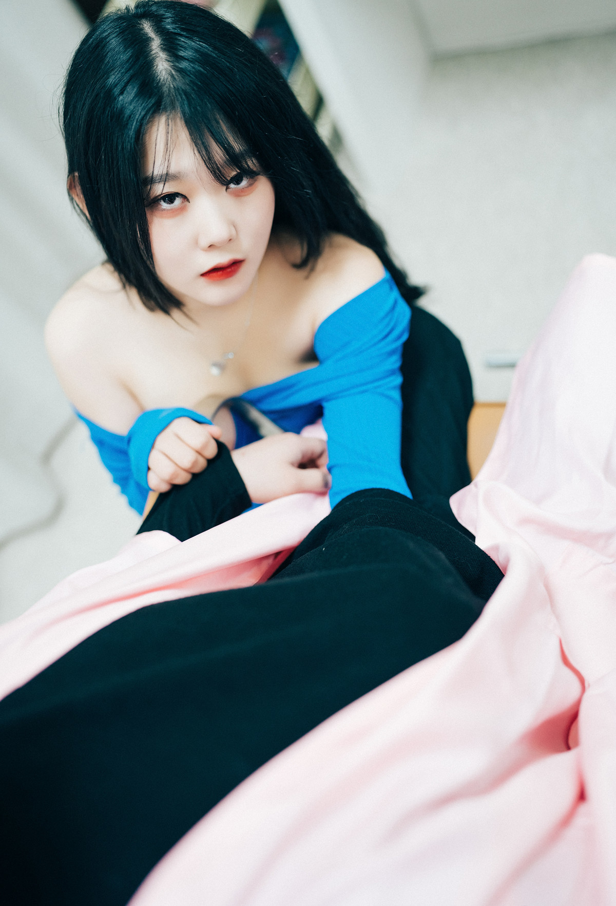 ZIA.Kwon 권지아, Loozy ‘Adult Hair Shop’ Set.02 12