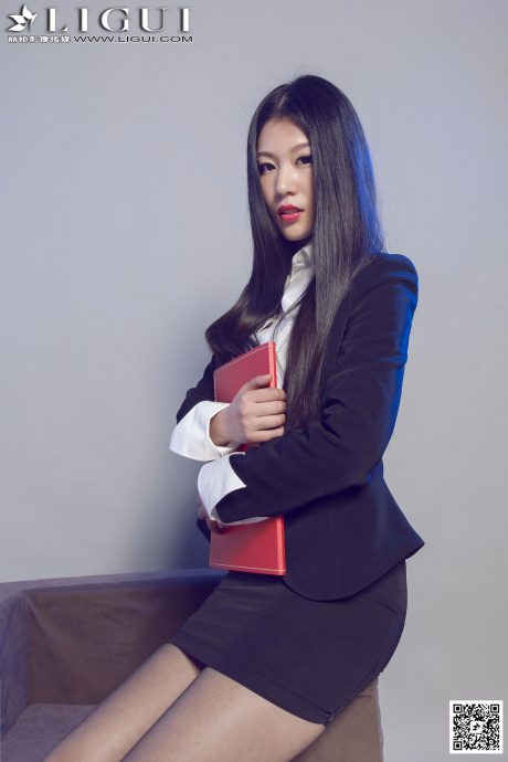 [Image: b036615eda49b5daa33a6.jpg]