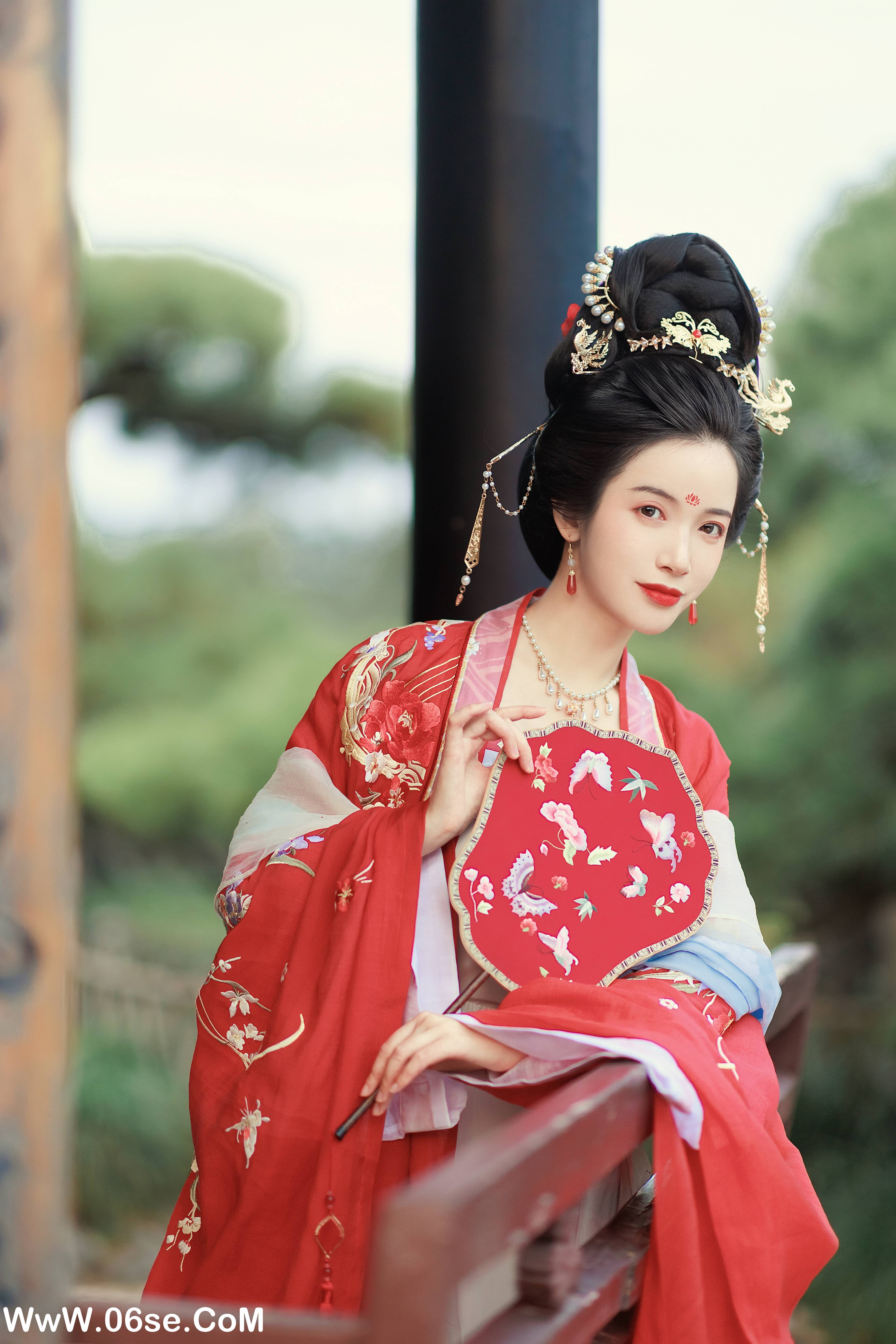 图片[35]-[YITUYU艺图语]2022.12.27 江南初秋 一只阿梦崽[38+1P／485MB]-六色网