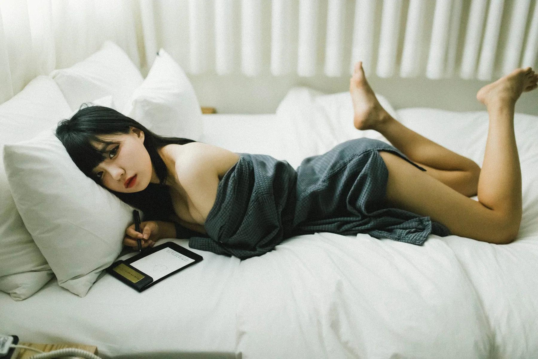 Jeong Jenny 정제니, [Moon Night Snap] The First Set.01 3