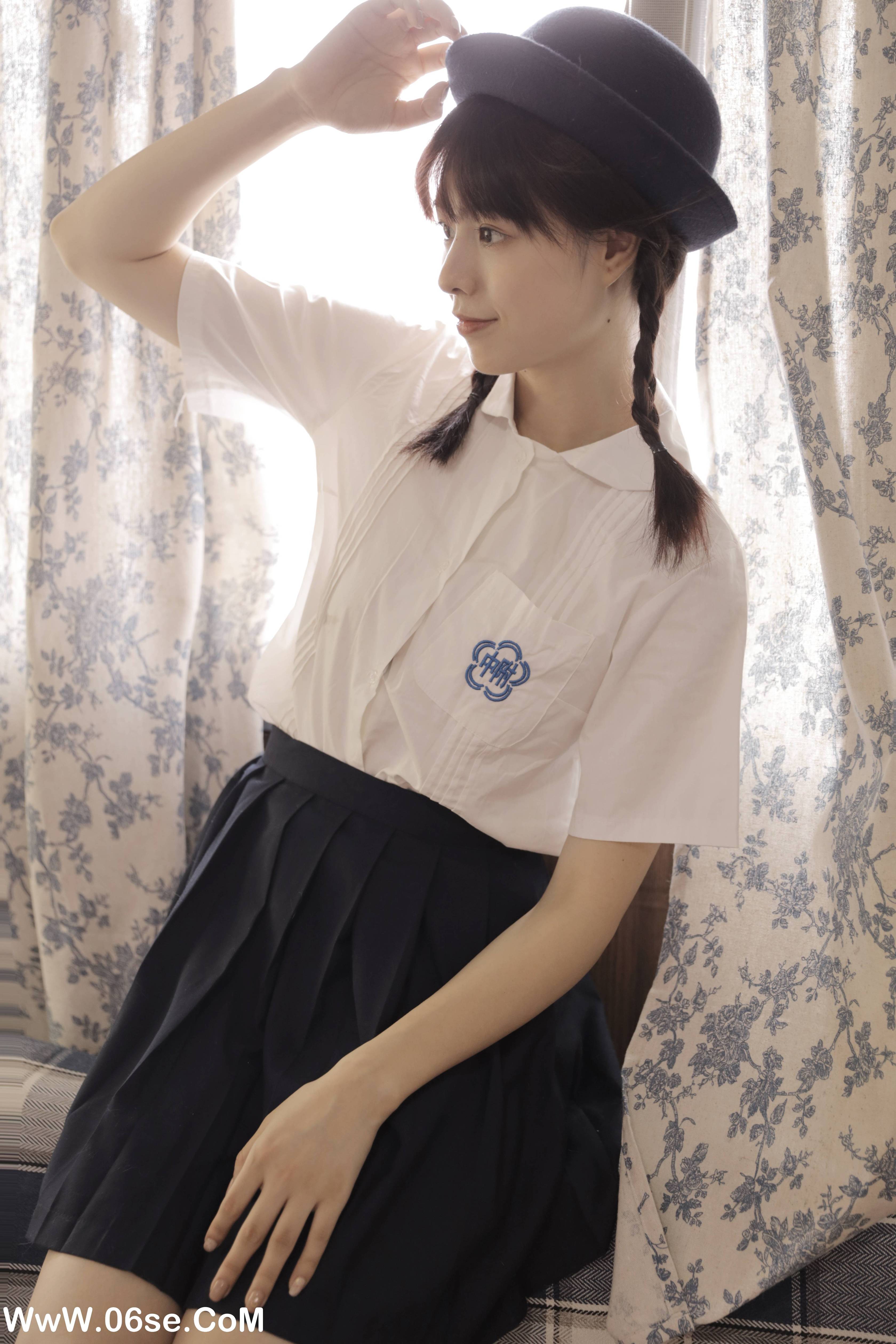 图片[10]-[YITUYU艺图语]2022.10.29 制服女孩 小谢[22+1P／202MB]-六色网