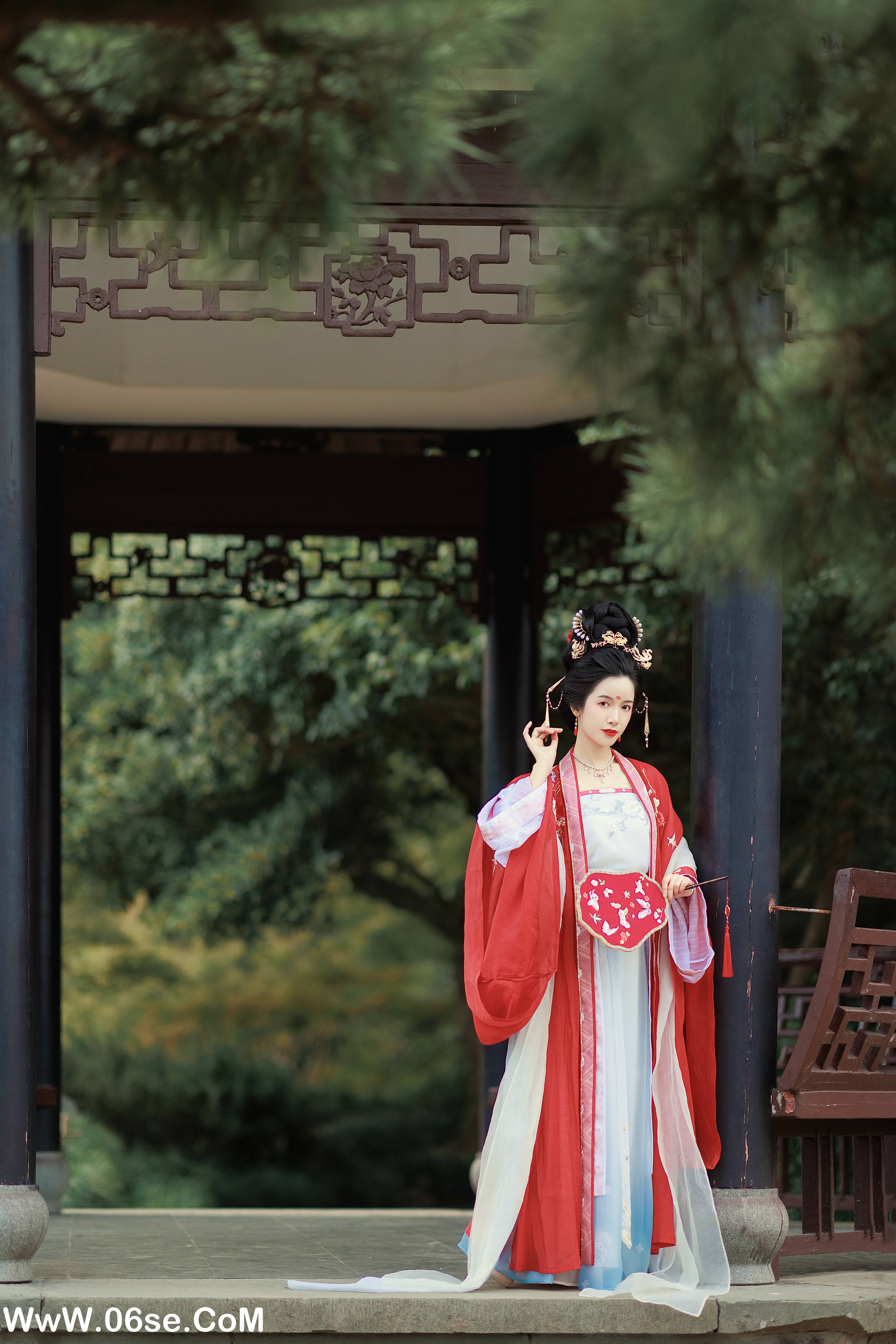 图片[39]-[YITUYU艺图语]2022.12.27 江南初秋 一只阿梦崽[38+1P／485MB]-六色网