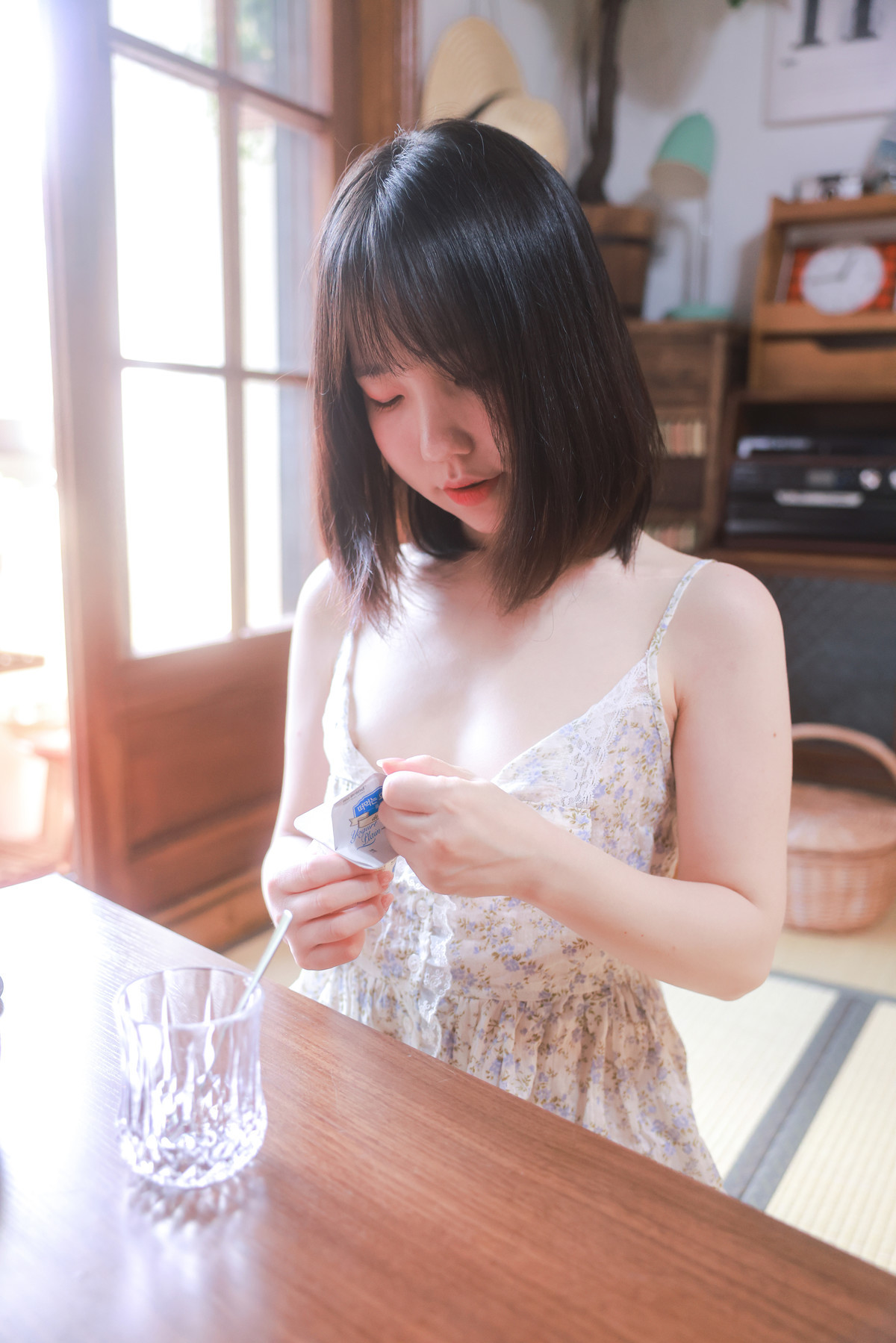 Han Yeri 한예리, [SWEETBOX] The End of Summer Set.02 53