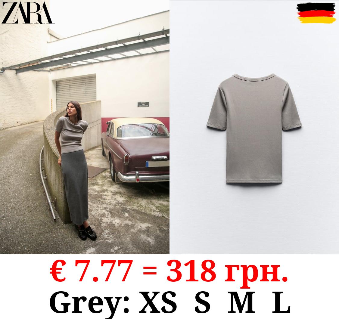 LIGHTWEIGHT RIBBED T-SHIRT