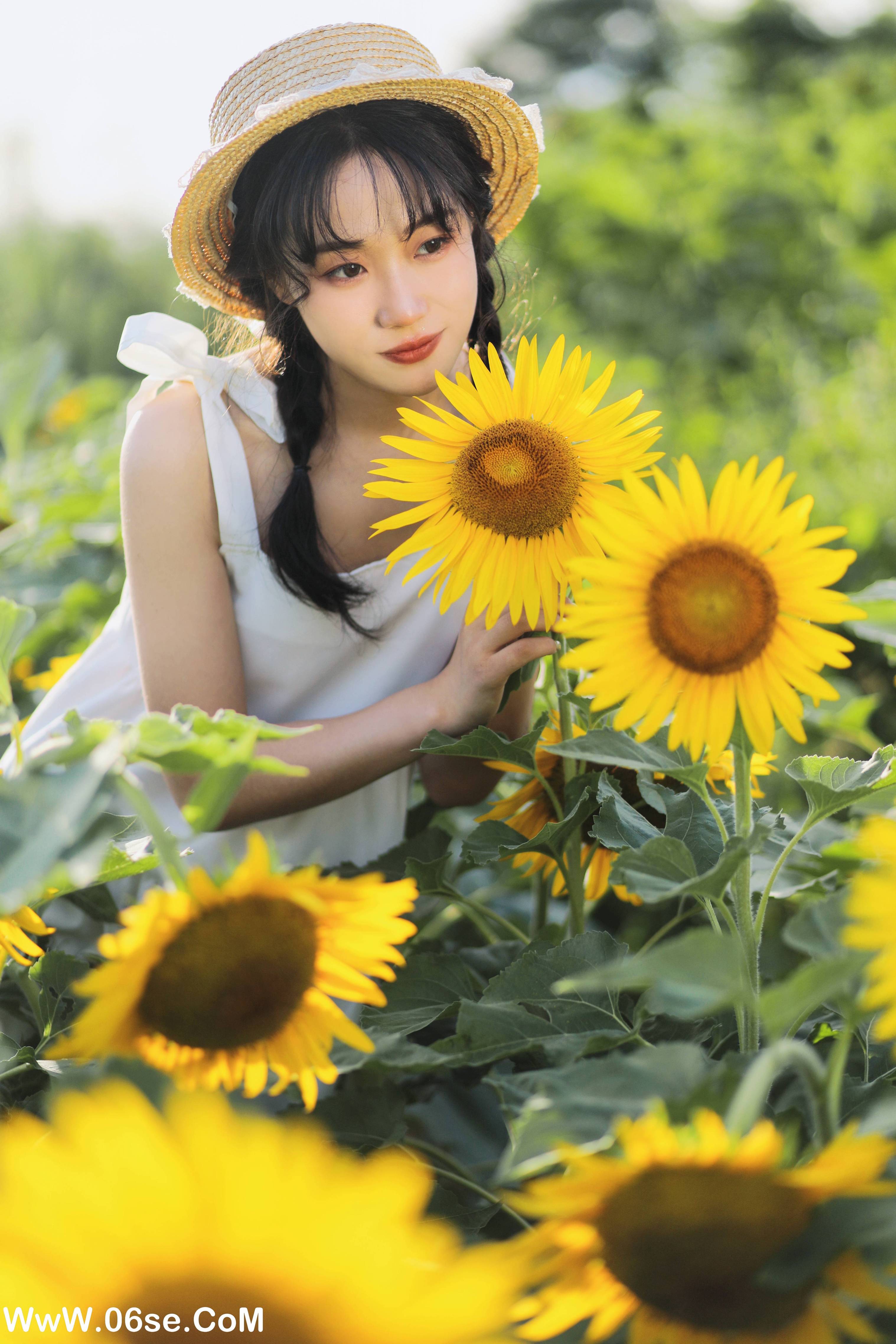 图片[35]-[YITUYU艺图语]2022.11.25 向阳之花 迟白[35+1P／376MB]-六色网