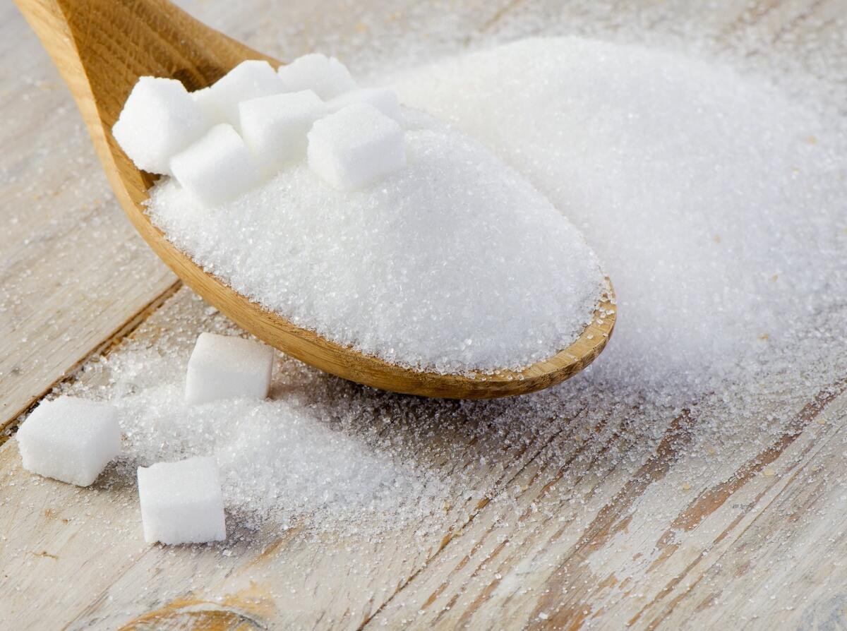 В России больше чем на четверть упала цена на сахар