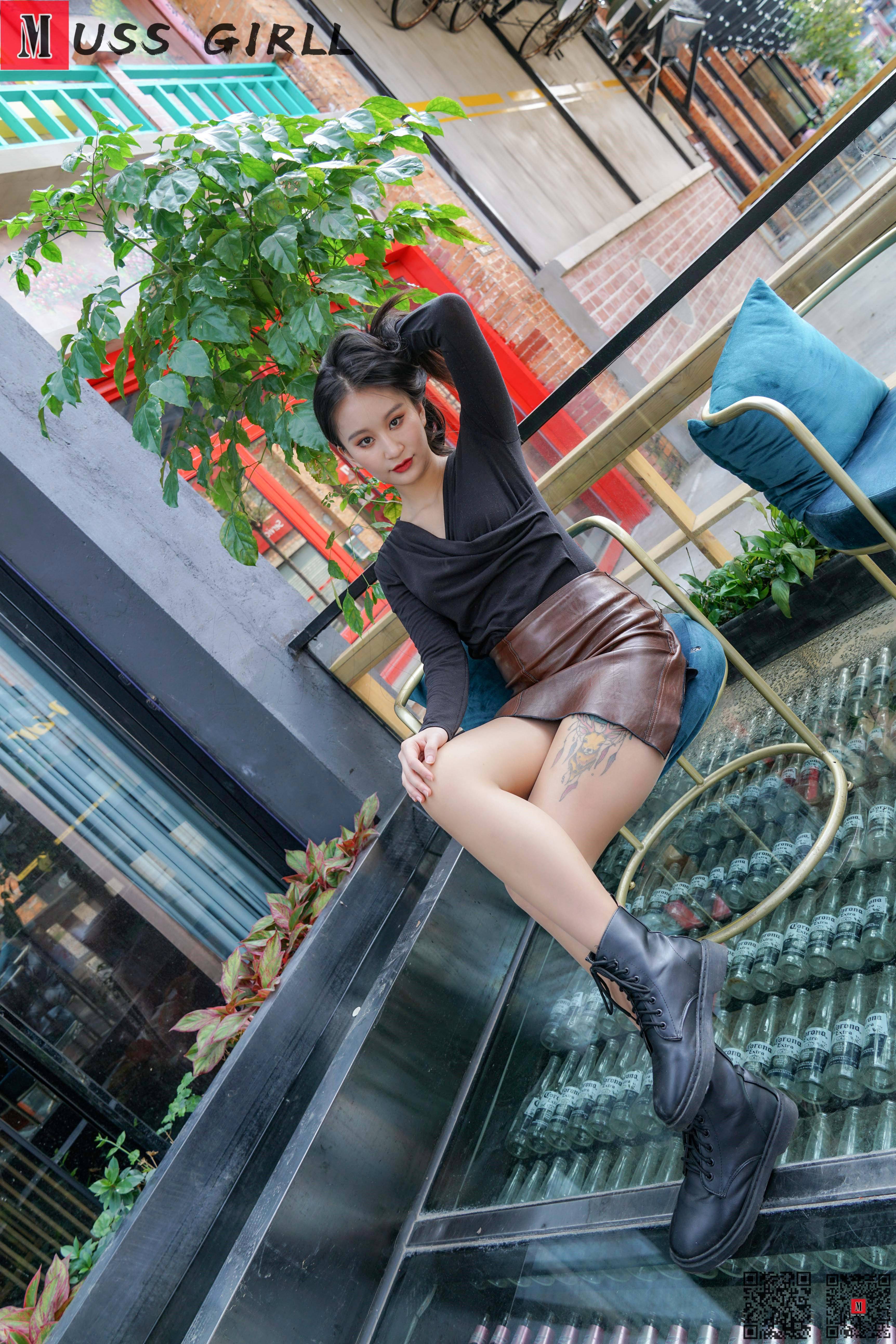 [慕丝女郎MussGirl]_No.205_户外皮裙肉丝短靴美女-写真图集共91P 4