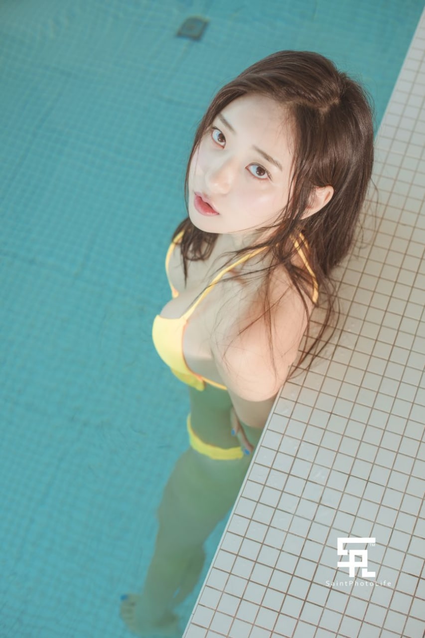 Zenny - at Snow Hotel[56P4V] 6