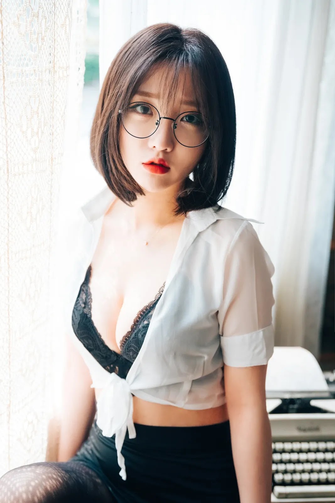 Son Yeeun 손예은, [LOOZY] Officegirl’s Vacation Vol.01 4