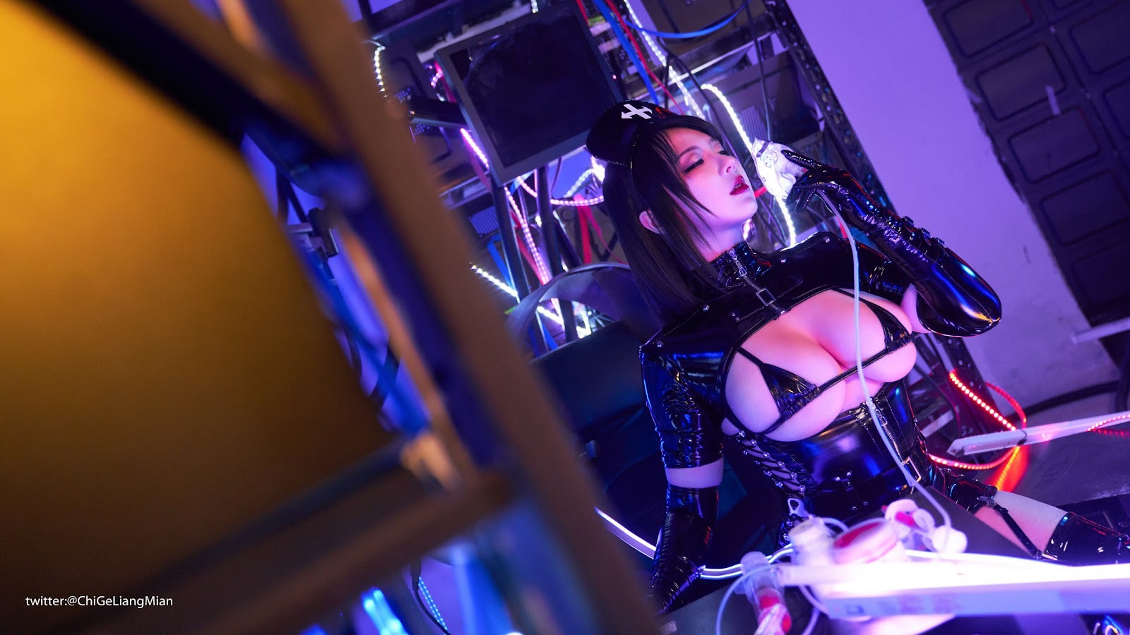 Cosplay 皮皮奶可可爱了啦 黑暗护士 26