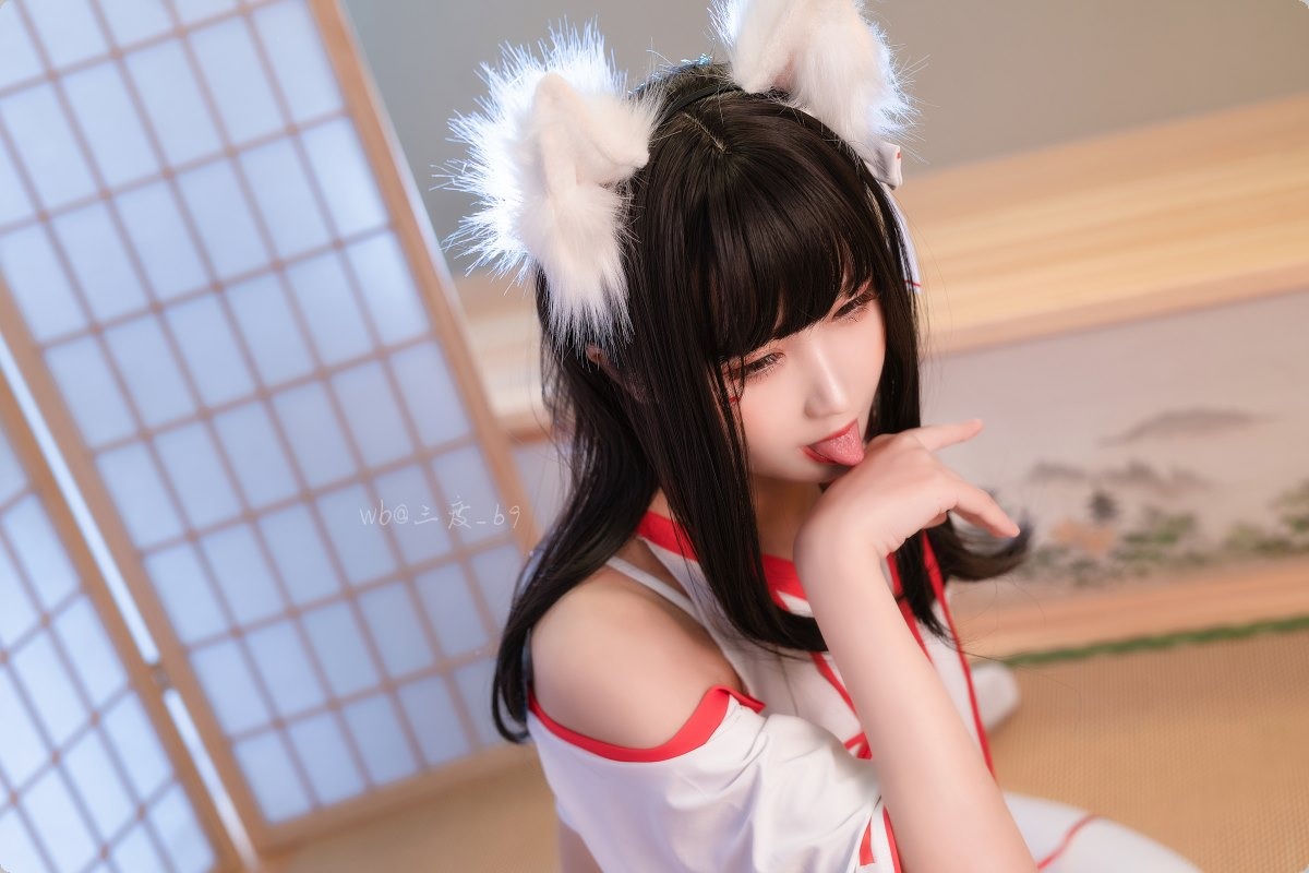 [Cos]三度69 - 狐巫女[33P] 4