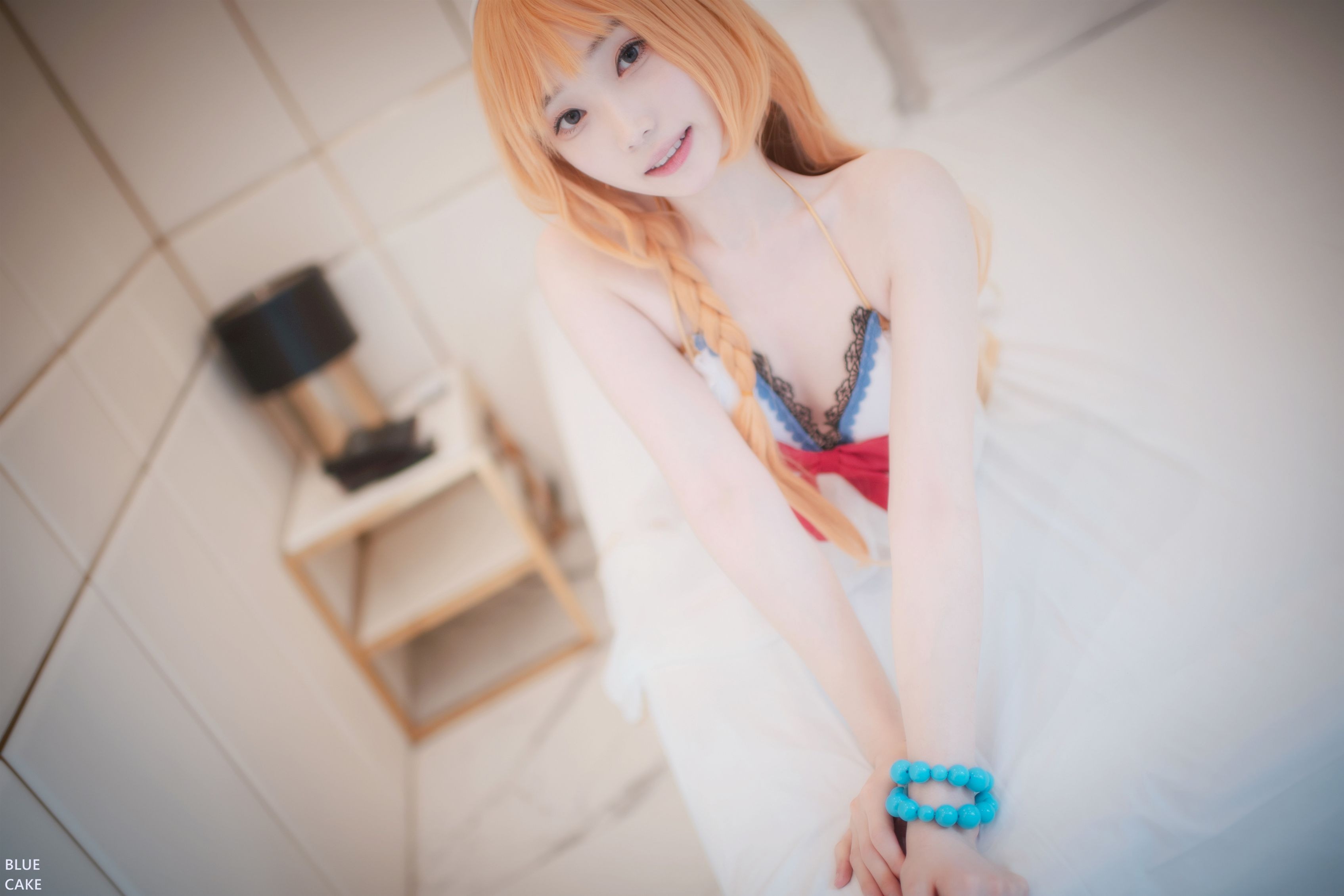 Bambi밤비 - [BLUECAKE] Dive Into You RED.Ver [89P-143MB] 39