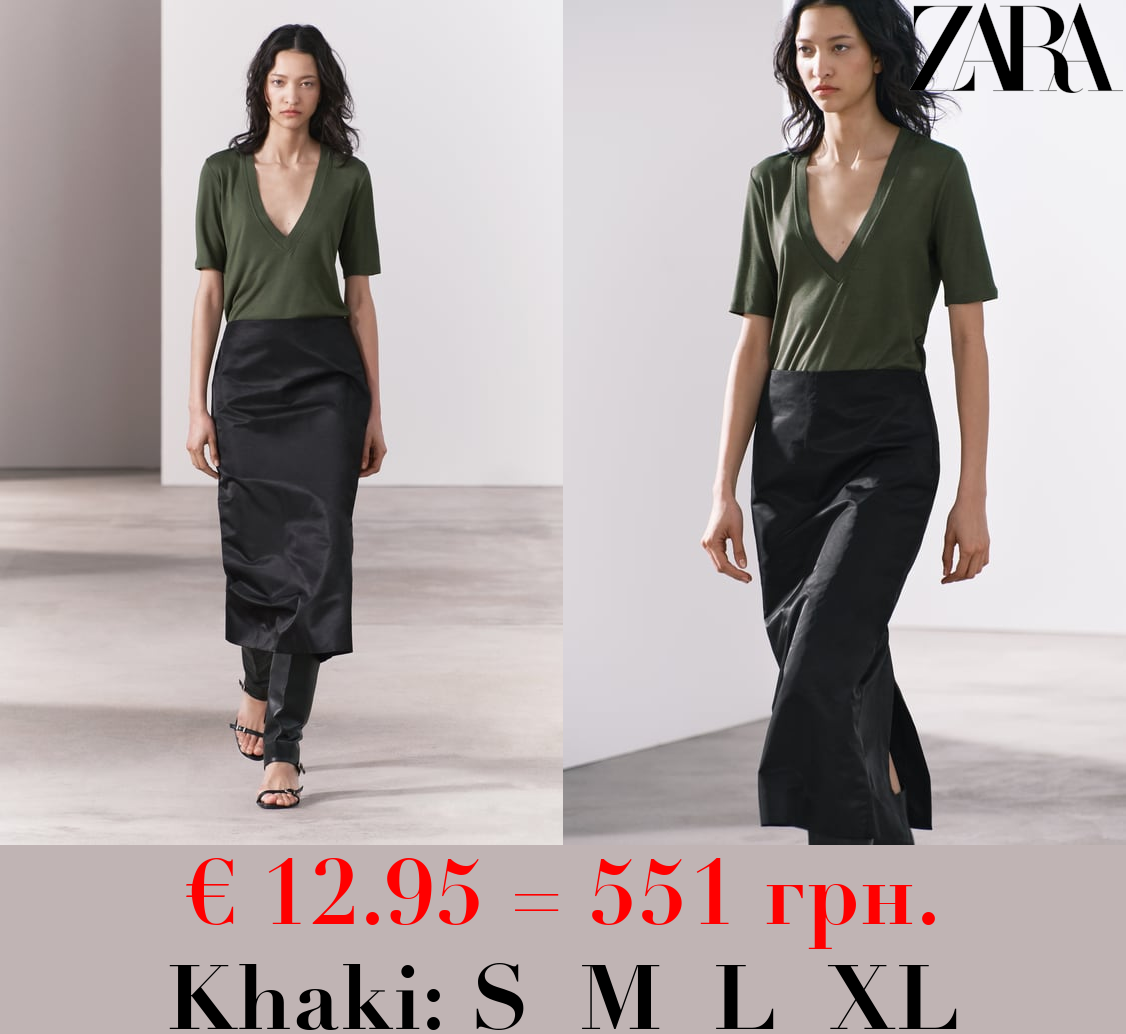 FLOWING V-NECK T-SHIRT