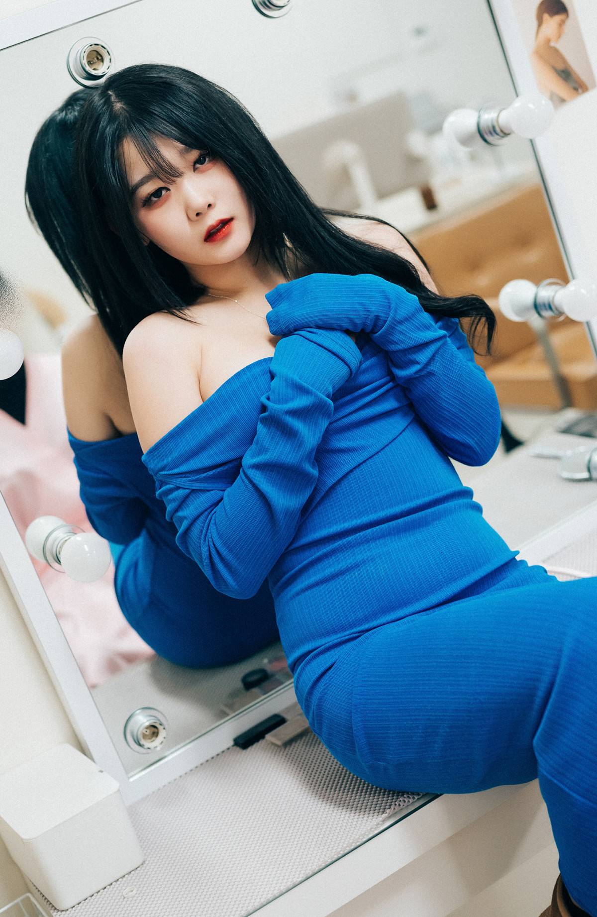 ZIA.Kwon 권지아, Loozy ‘Adult Hair Shop’ Set.01 24
