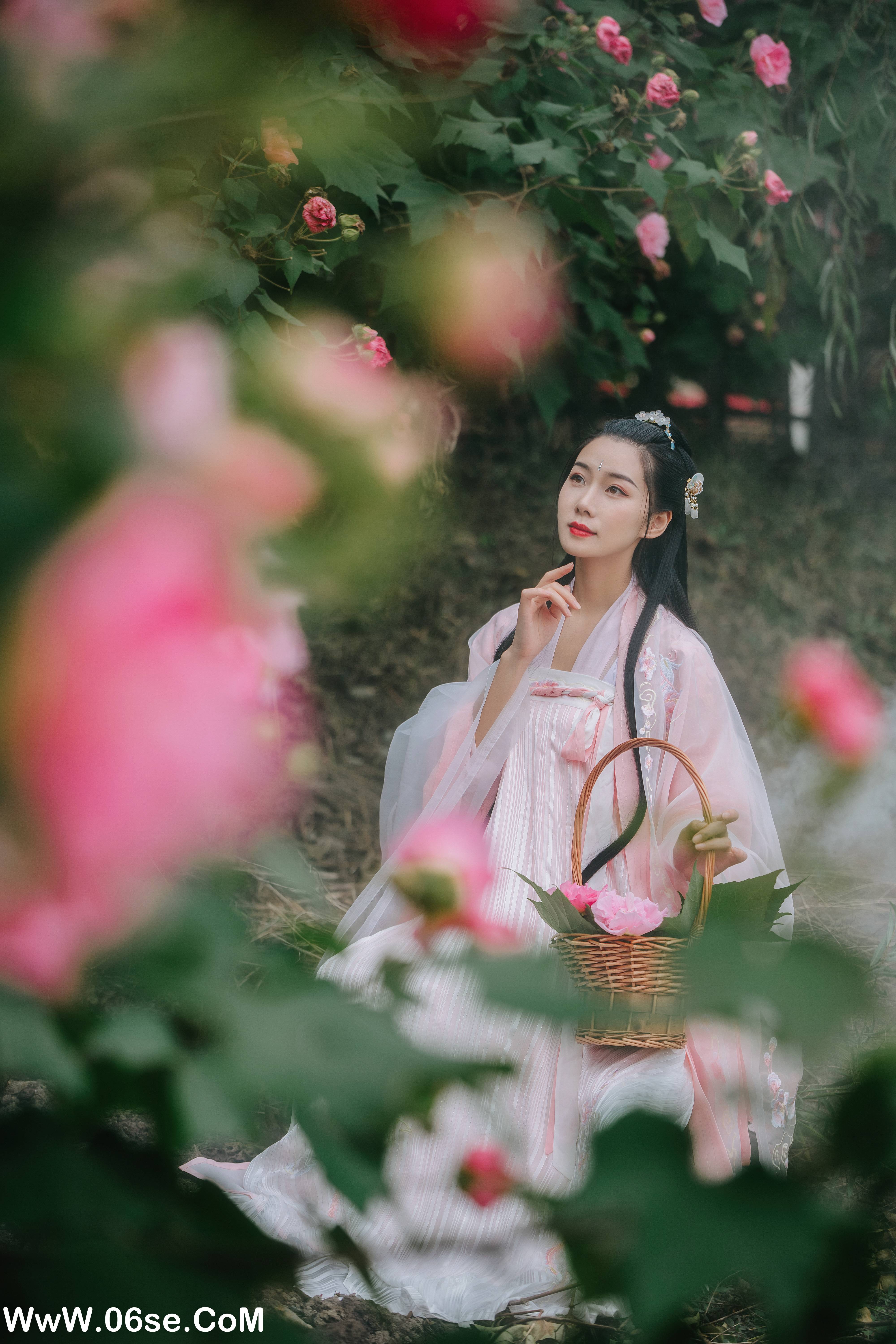 图片[22]-[YITUYU艺图语]2022.05.31 粉蝶 木景抒[22P-351.56MB]-六色网
