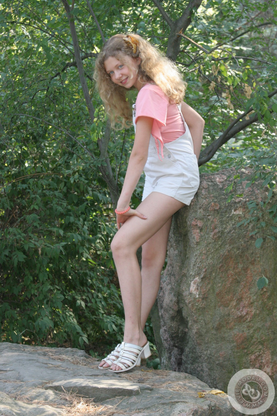 [Image: b2f017ba61188024708e1.jpg]