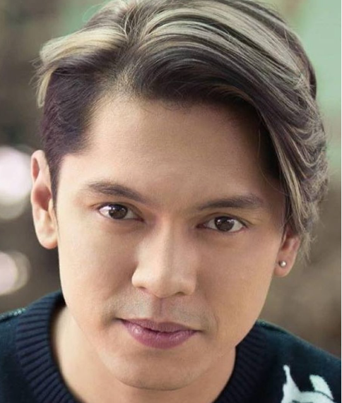 Carlo Aquino