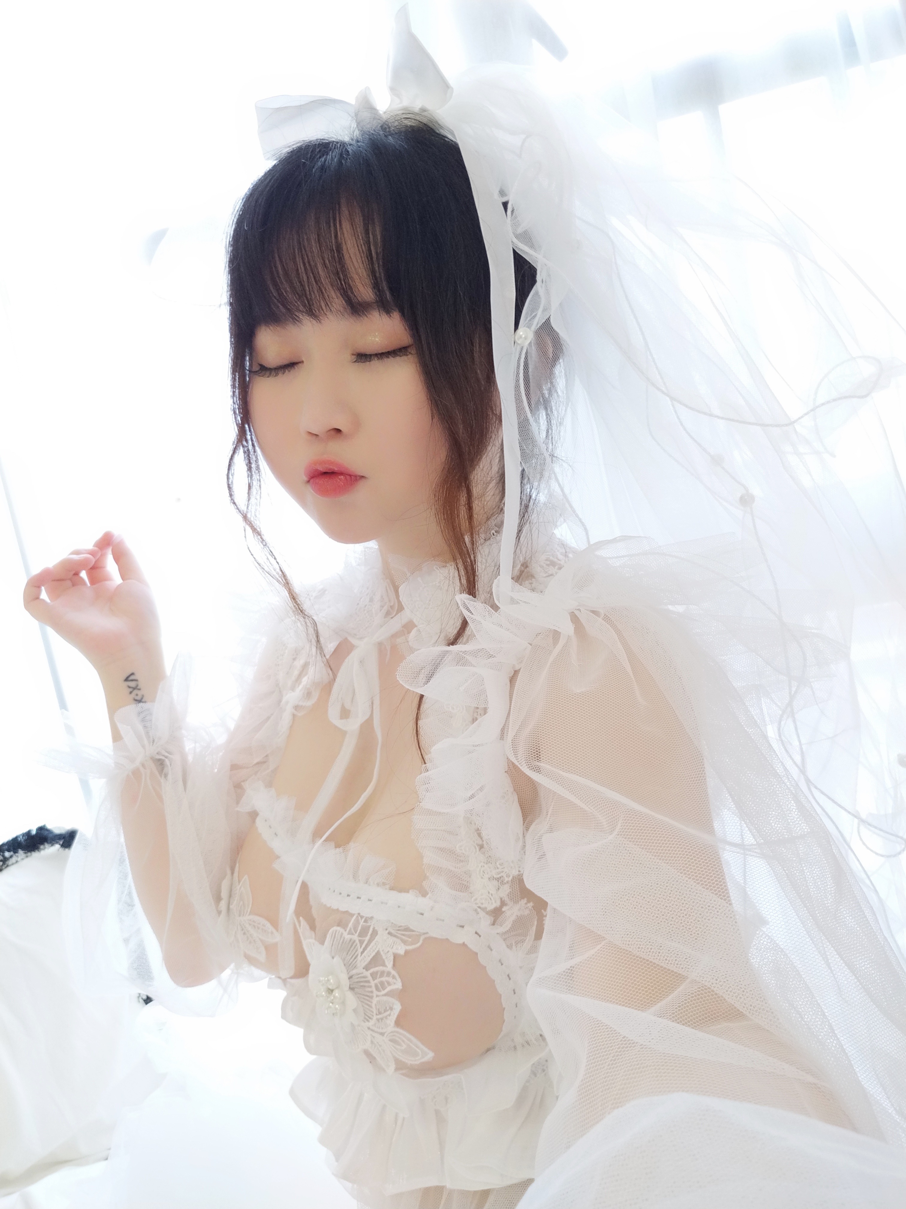 是依酱呀 花嫁女郎 8