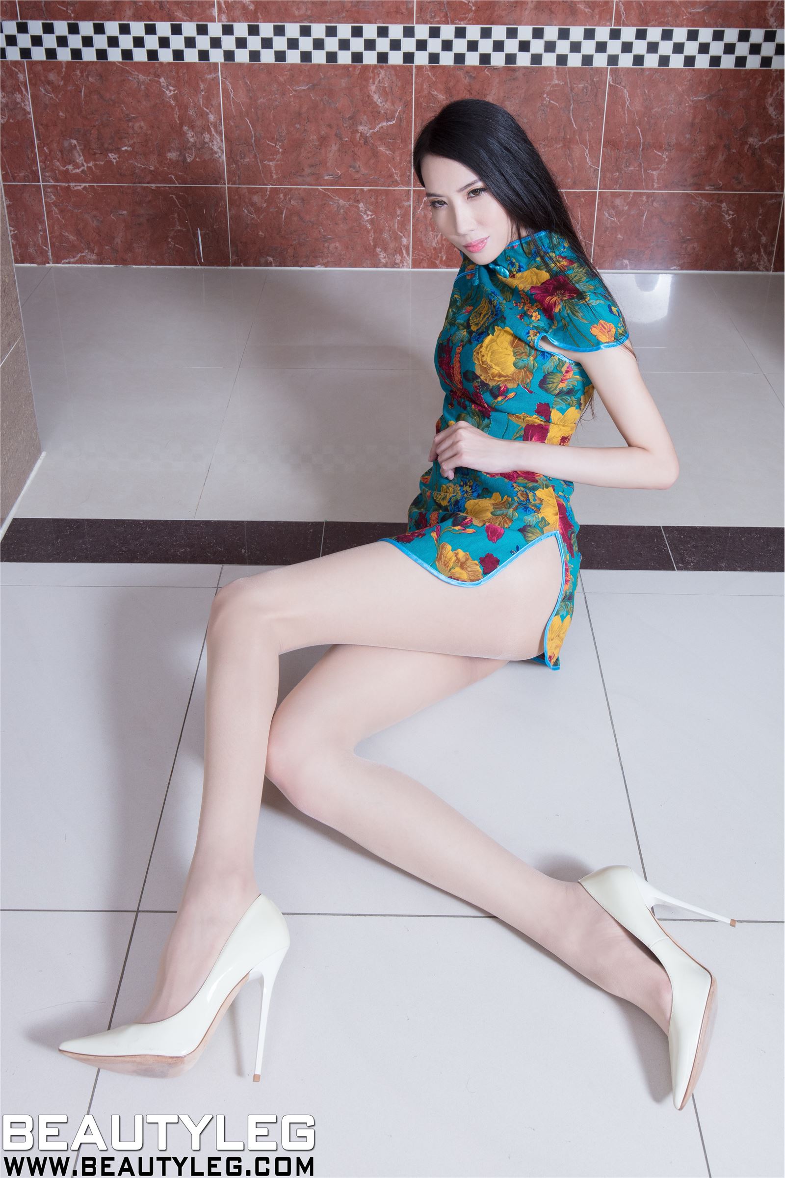 [Image: b380d8c95bf350ec53709.jpg]
