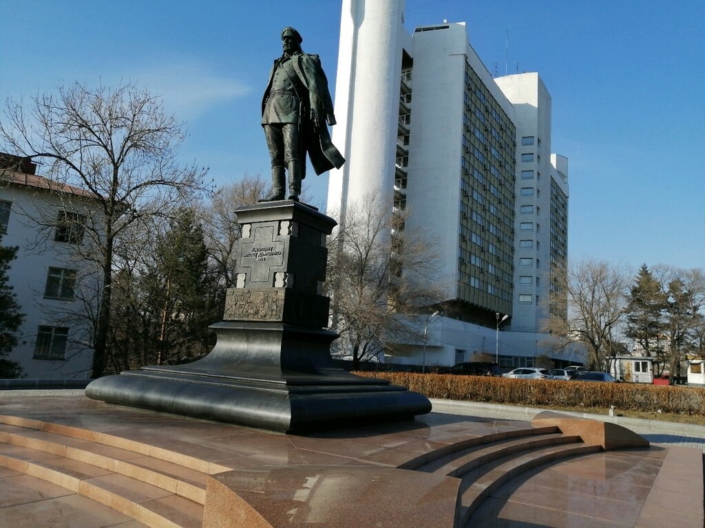 Памятник Якову Дьяченко