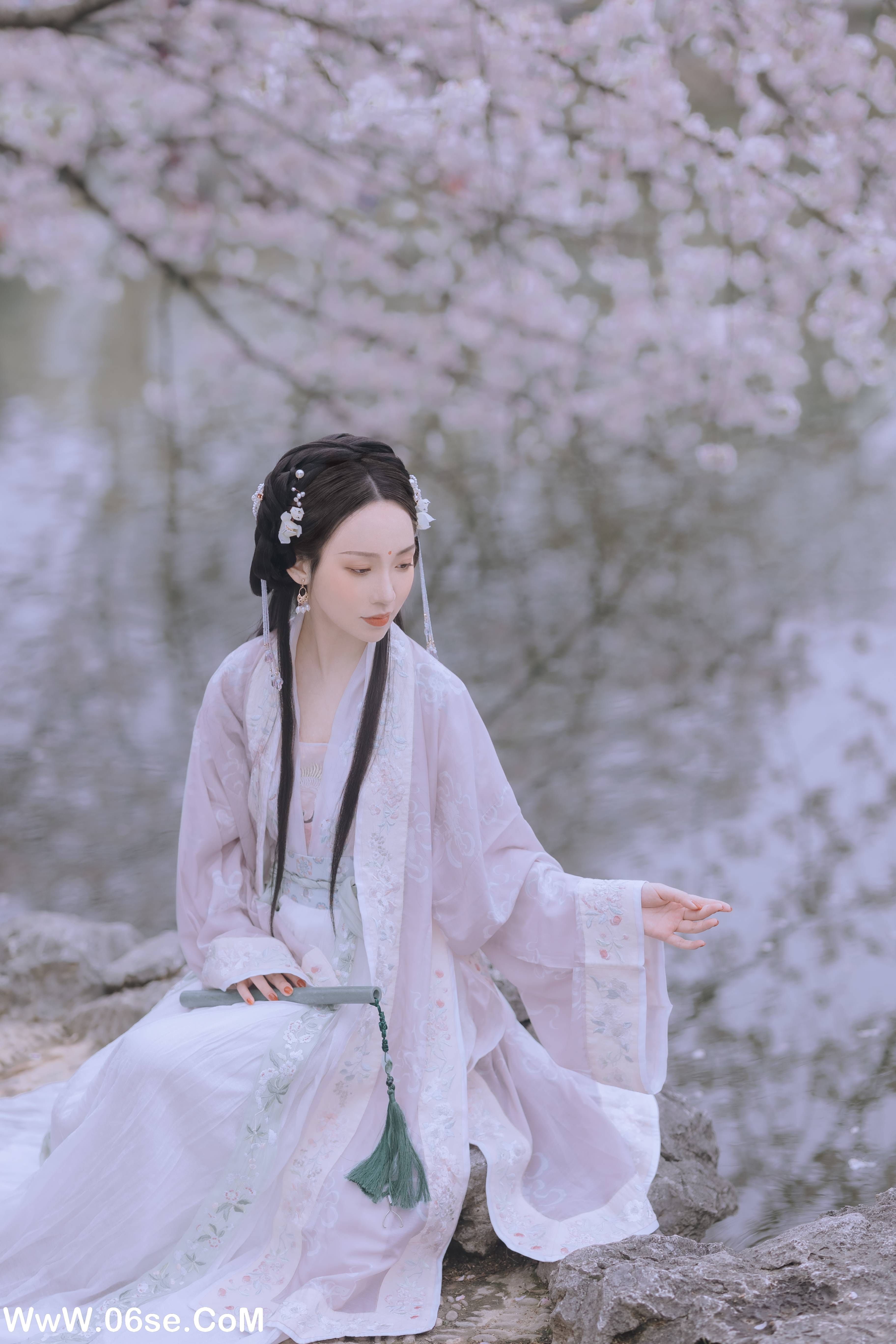 图片[18]-[YITUYU艺图语]2022.01.14 樱花落 Joyceee[25+1P／176MB]-六色网