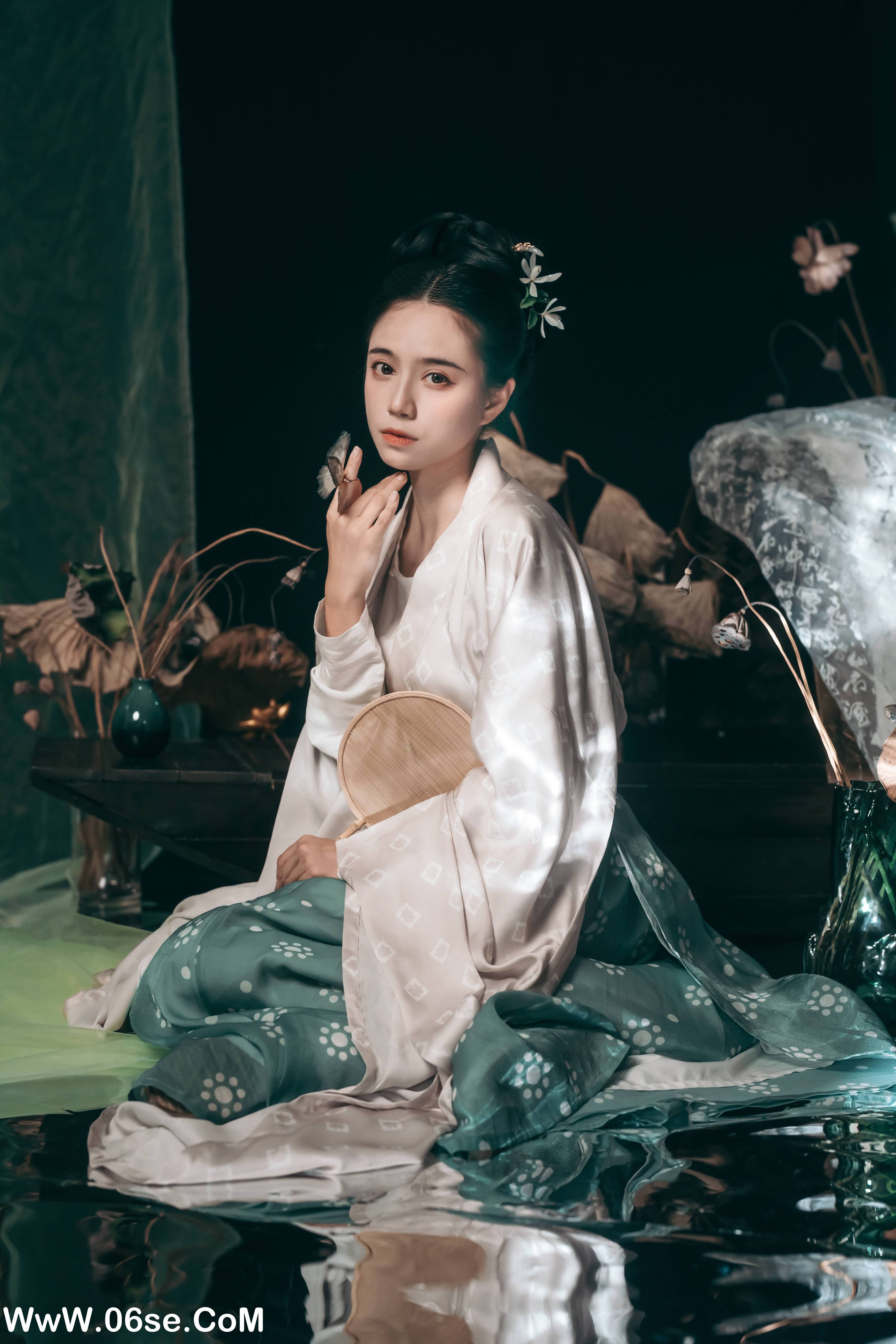 图片[29]-[YITUYU艺图语]2022.10.11 行香子 贰加六[31+1P／138MB]-六色网