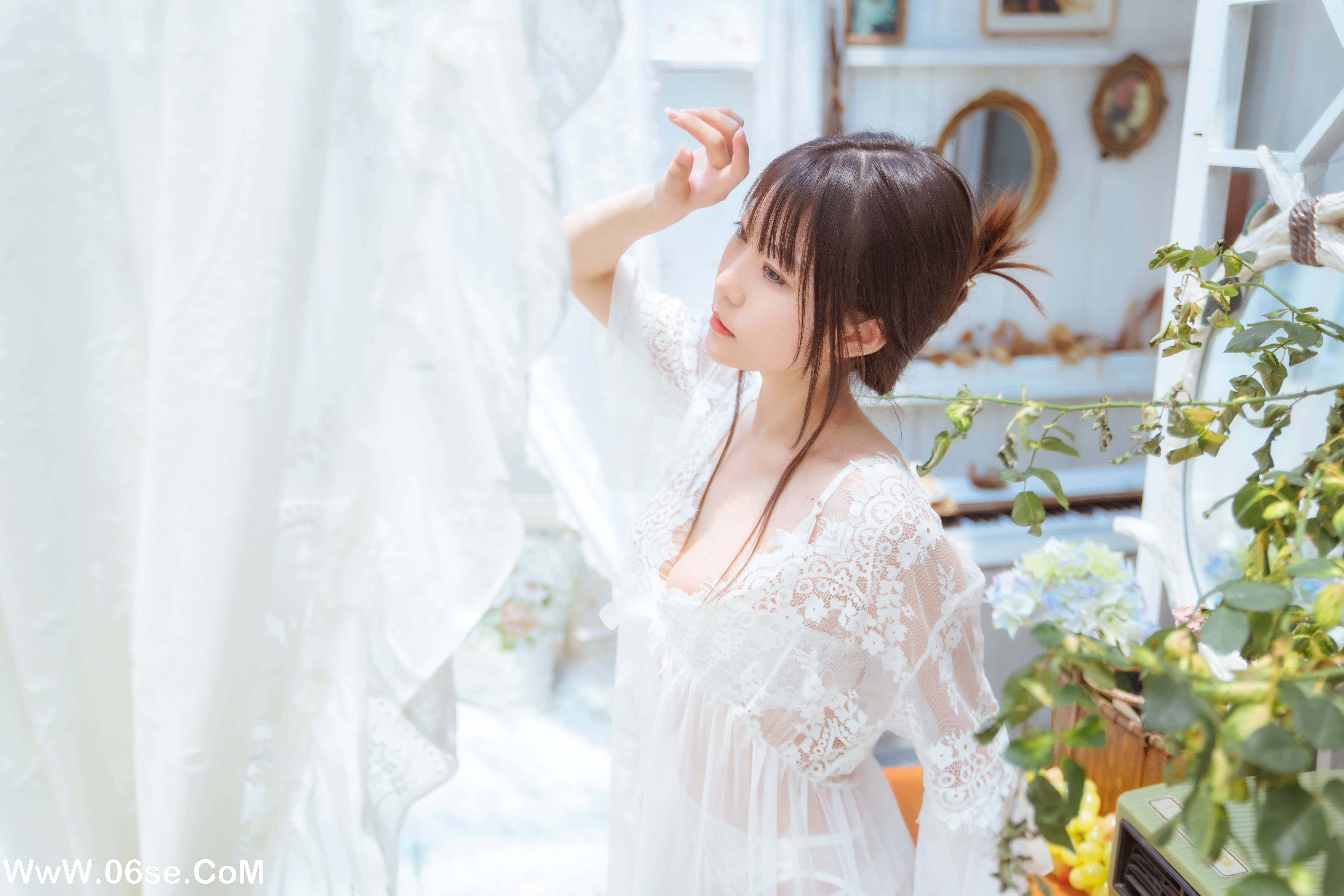 图片[25]-[YITUYU艺图语]2022.05.16 花房阳光少女 香草喵露露[32P-487.68 MB]-六色网