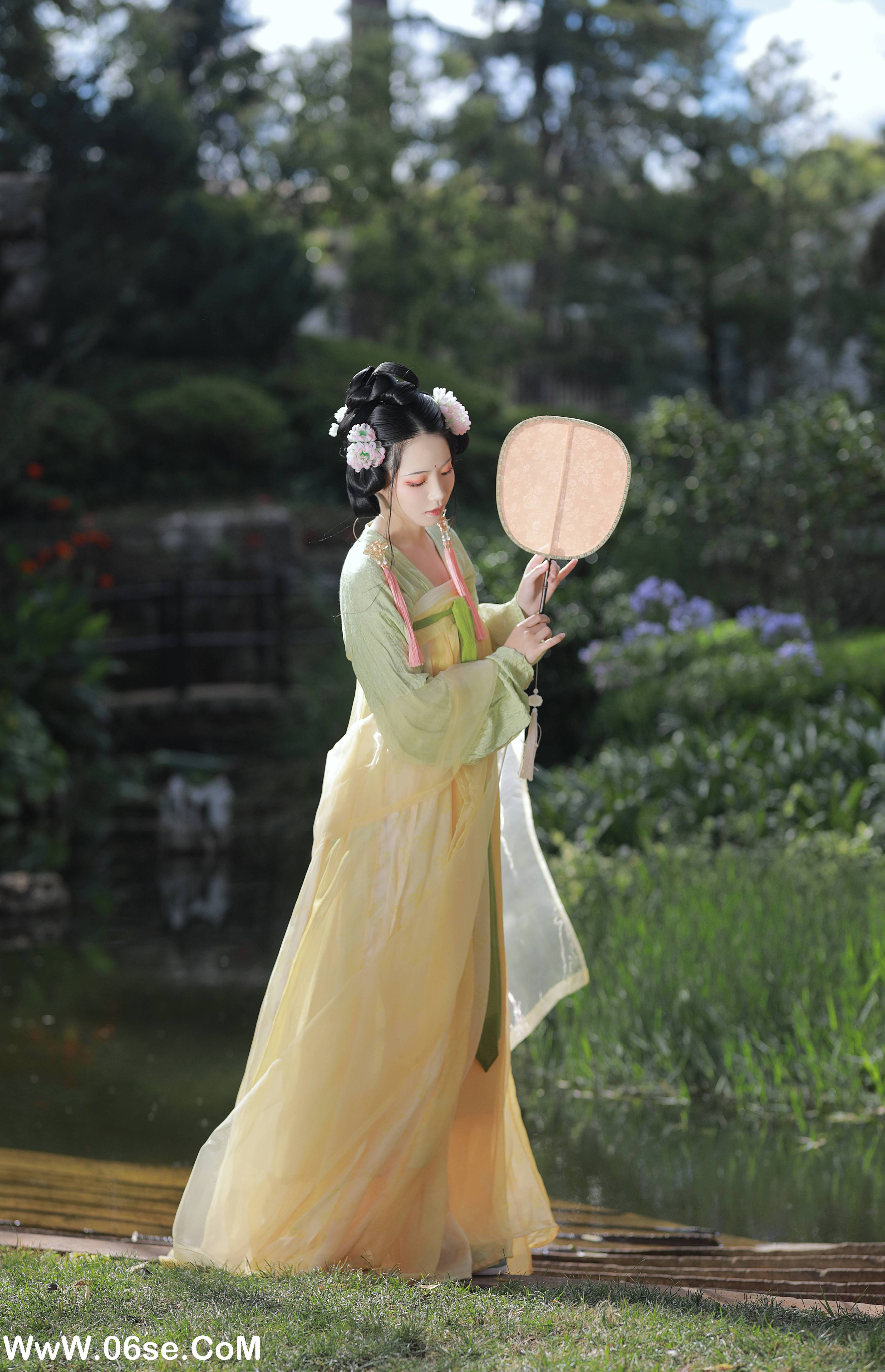图片[19]-[YITUYU艺图语]2022.09.08 若无闲事挂心头 落花人独立[32+1P／673MB]-六色网