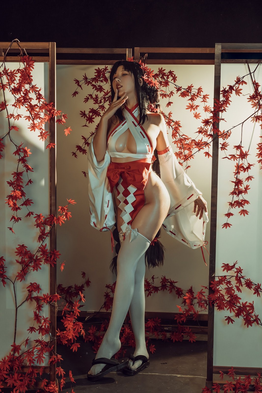 云溪溪 写真更新 奶桃巫女 3