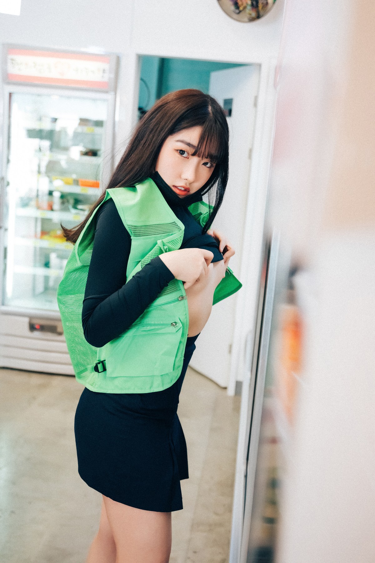 Sonson 손손, [Loozy] First Nipple Alba (S.Ver) Set.02 32