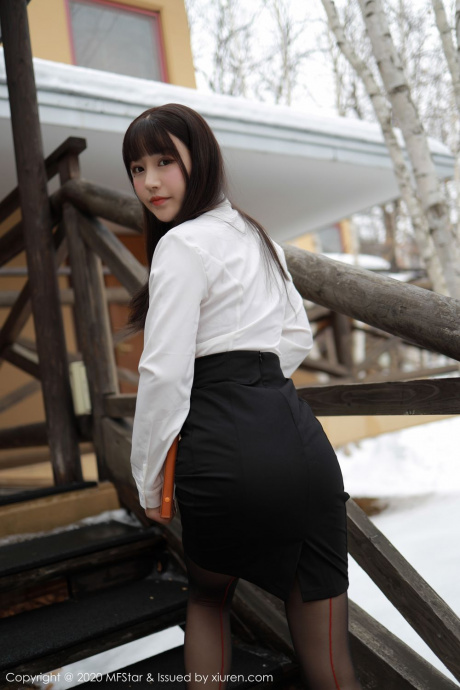 [Image: b4ad20096f6f379950a5f.jpg]