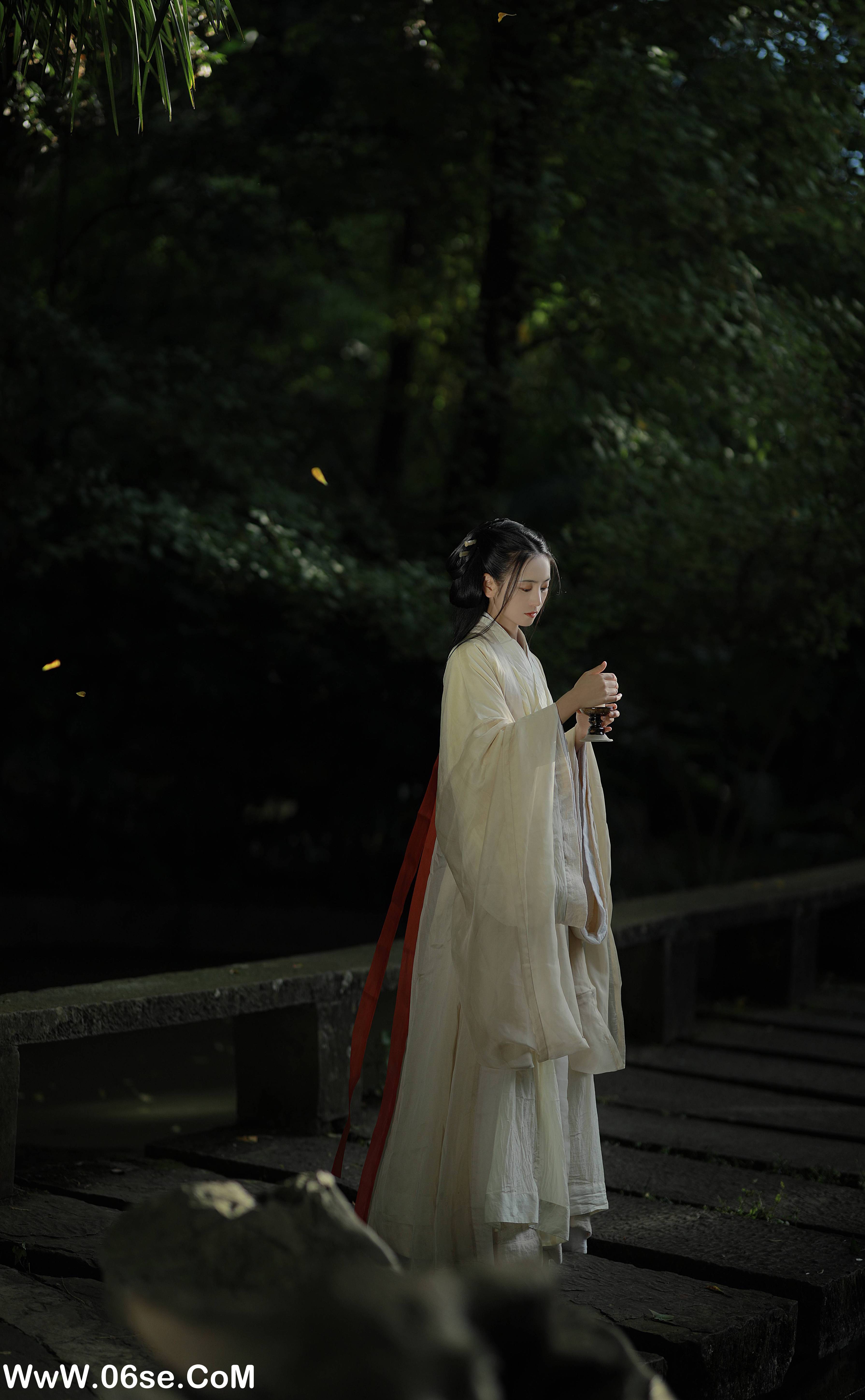 图片[17]-[YITUYU艺图语]2022.11.12 秋声 瑜瑾[29+1P／549MB]-六色网
